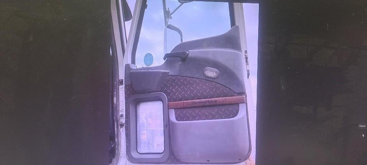 Used 2018 Mack CH613