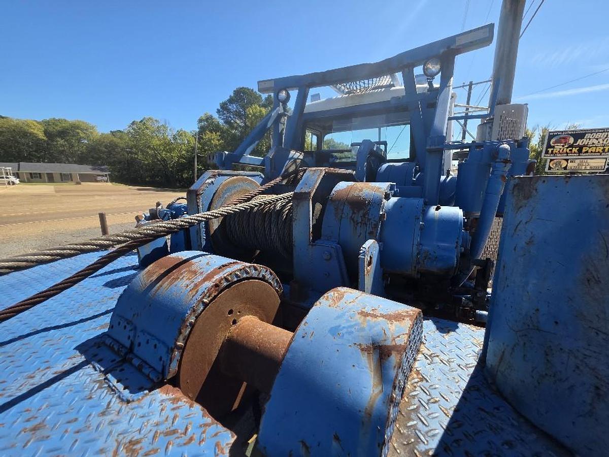 Used 1995 Mack RD688S