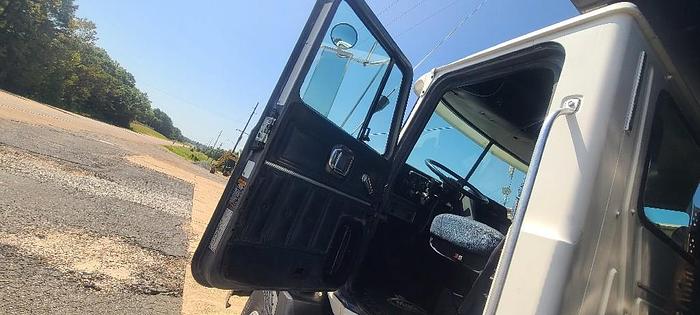 Used 1999 Mack CH 613