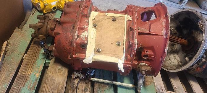 Used USED SPICER LLPSO165-10S 10 SPPED TRANSMISSION EXC.
CUSTOMER WILL NEED TO USE THEIR BELL HOUSING
