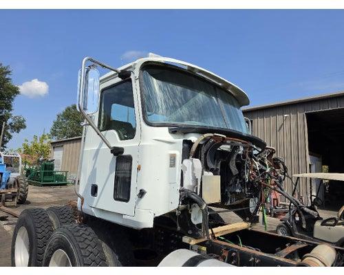 Used 2013 Mack CHU613