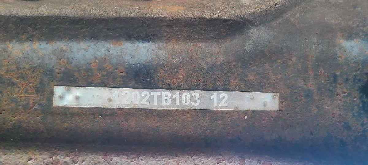 Used USED SPICER STEER AXLE BEAM ASSY. PN# 1202TB103-12