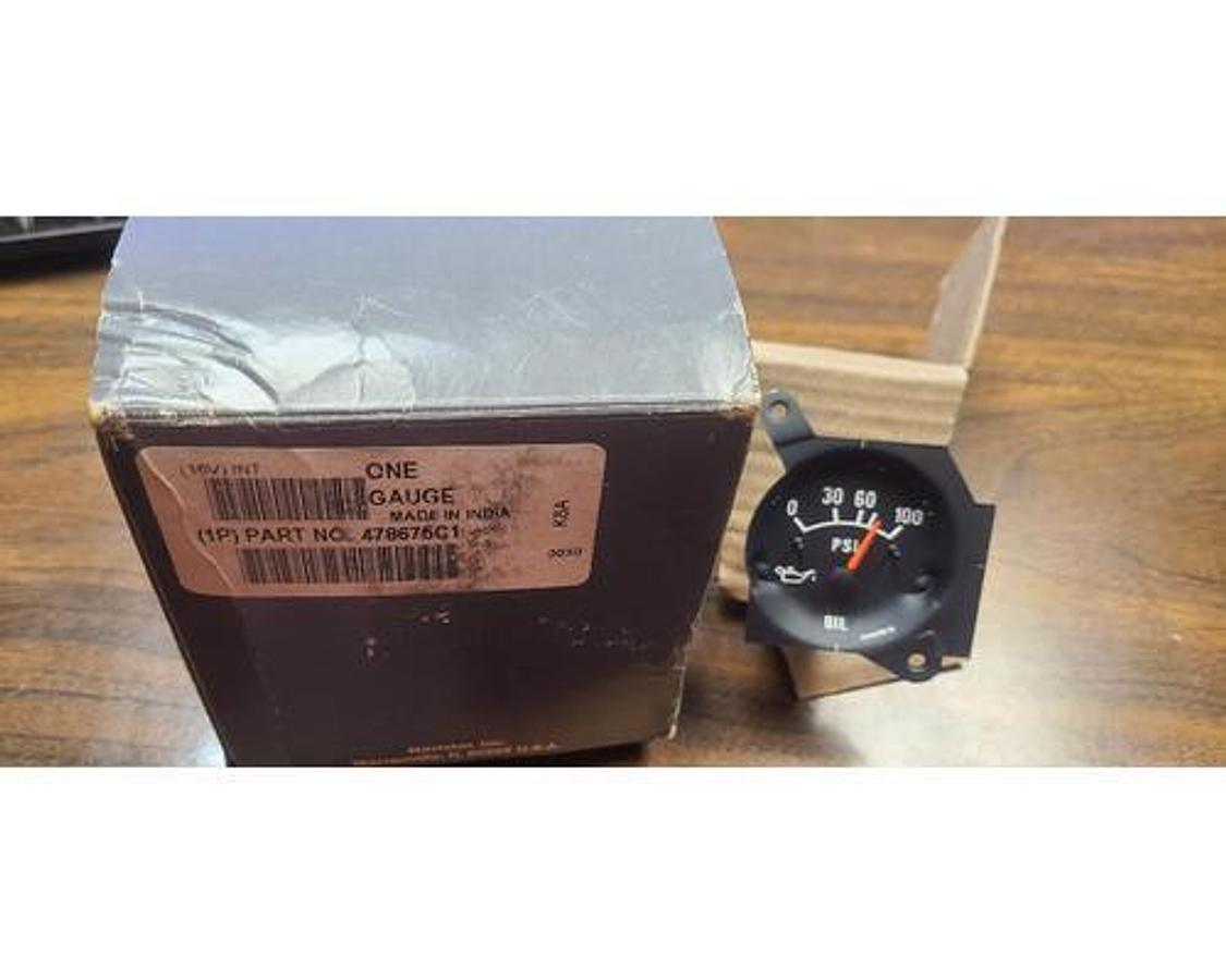 New surplus NEW SURPLUS INTERNATIONAL OIL GAUGE # 478675C1