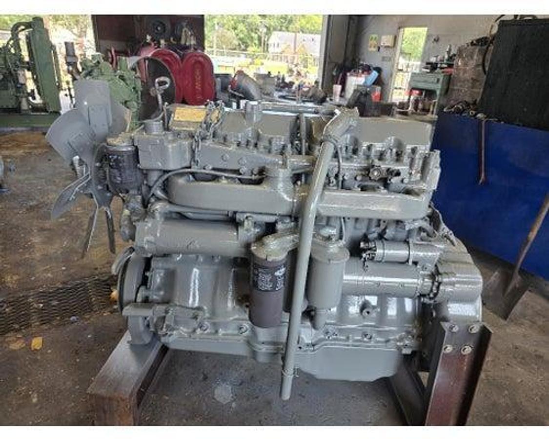 Used 1998 Mack RD690S E7