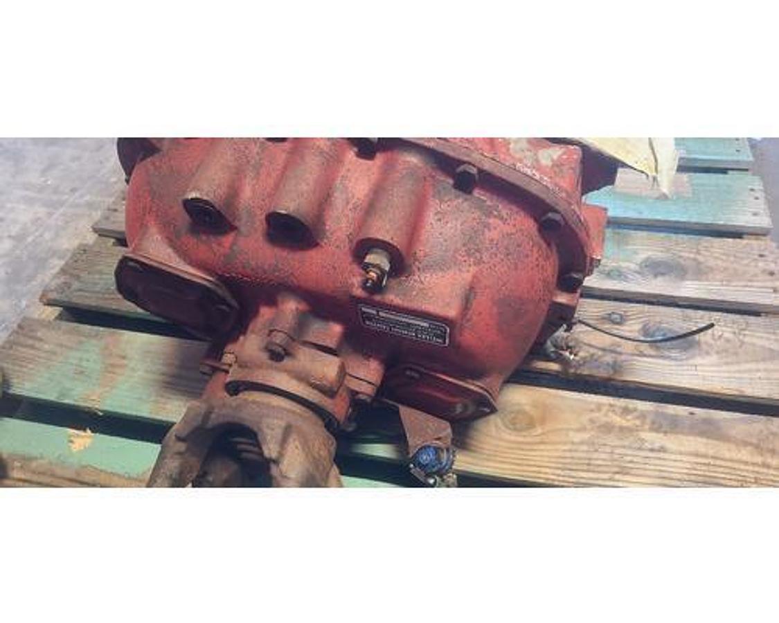 Used USED SPICER LLPSO165-10S   10 SPPED TRANSMISSION EXC.
CUSTOMER WILL NEED TO USE THEIR BELL HOUSING