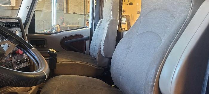 Used 2006 INTERNATIONAL 9900i