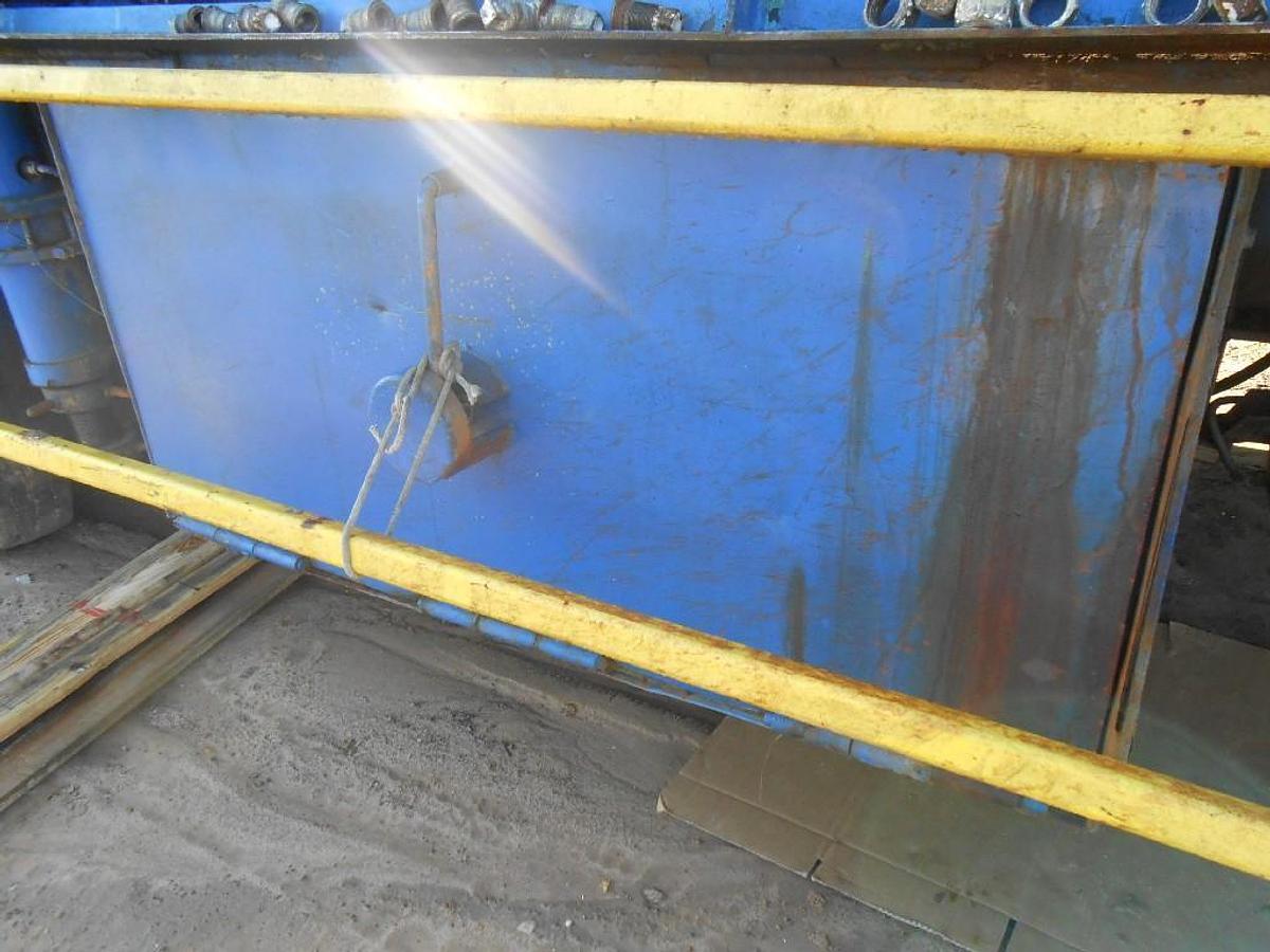 Used CRANE CARRIER RIG