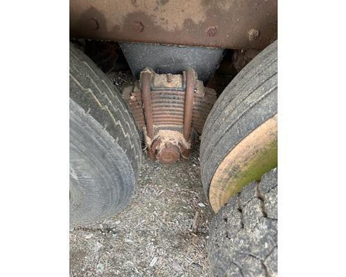 Used 1991 Mack RD688S MACK