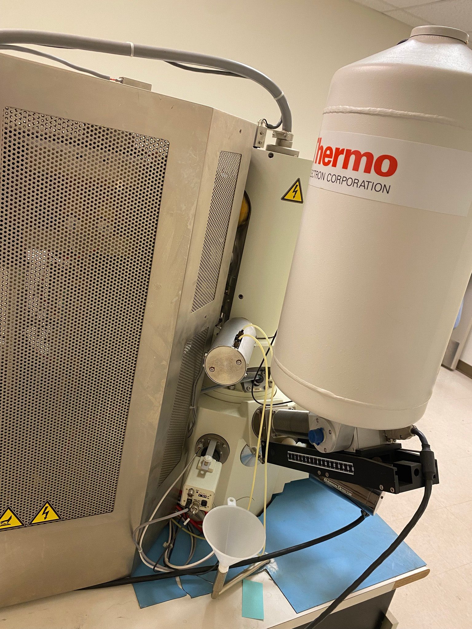 Used Hitachi S-4500 type 11