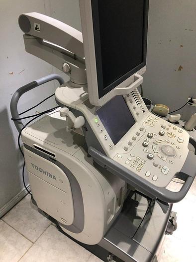 Gebraucht Toshiba Aplio 300 Ultraschallsystem mit 3 Sonden