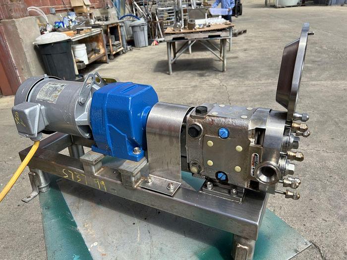 Used Pump, Positive, Waukesha, Mdl 060U2, 316 S/st, 1/2 HP, 2" #S737199