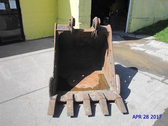 Used 48" GP BUCKET WITH 5 TEETH, SIDE CUTTERS, 80mm PIN SIZE, 13 3/4" FACE SPREAD,...