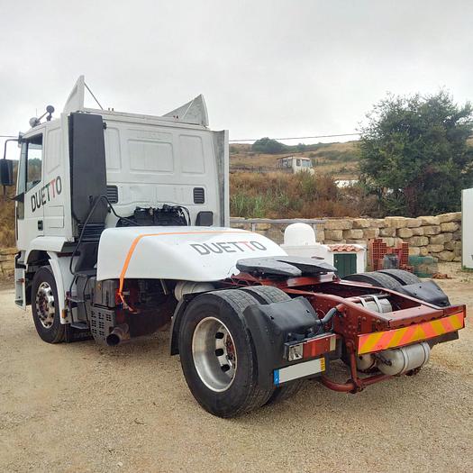 Usado 2001 Iveco Eurotech 440E40 tractor unit