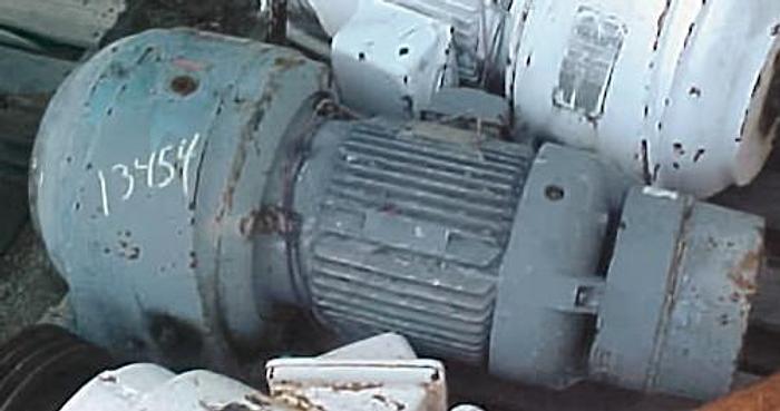 Used Mixer, V-Type, 75 CF, S/ST, PK, 7.5 HP, (2) #D740698