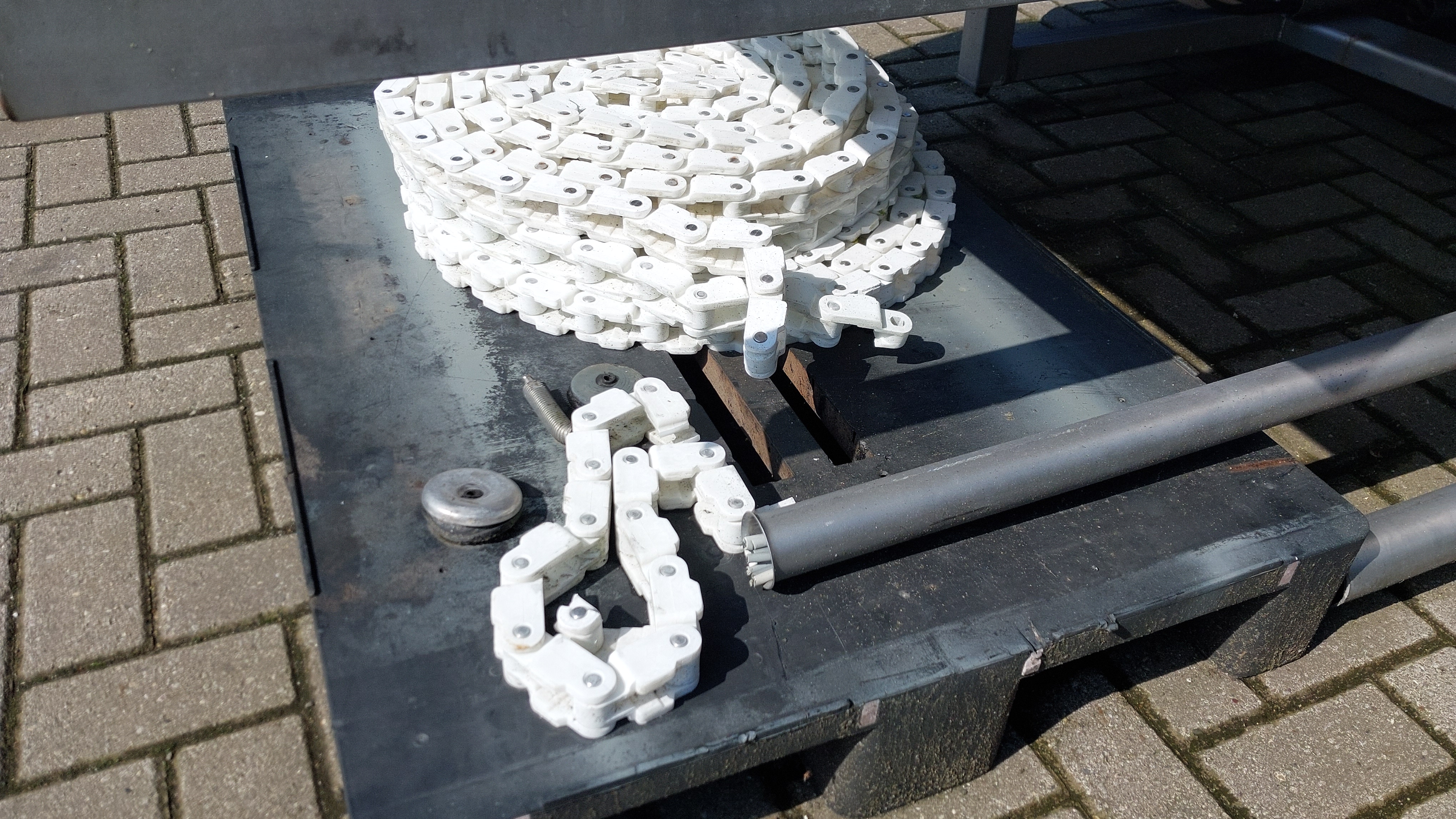 Used Crate washer and dryer