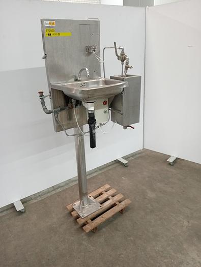 Used Wash basin