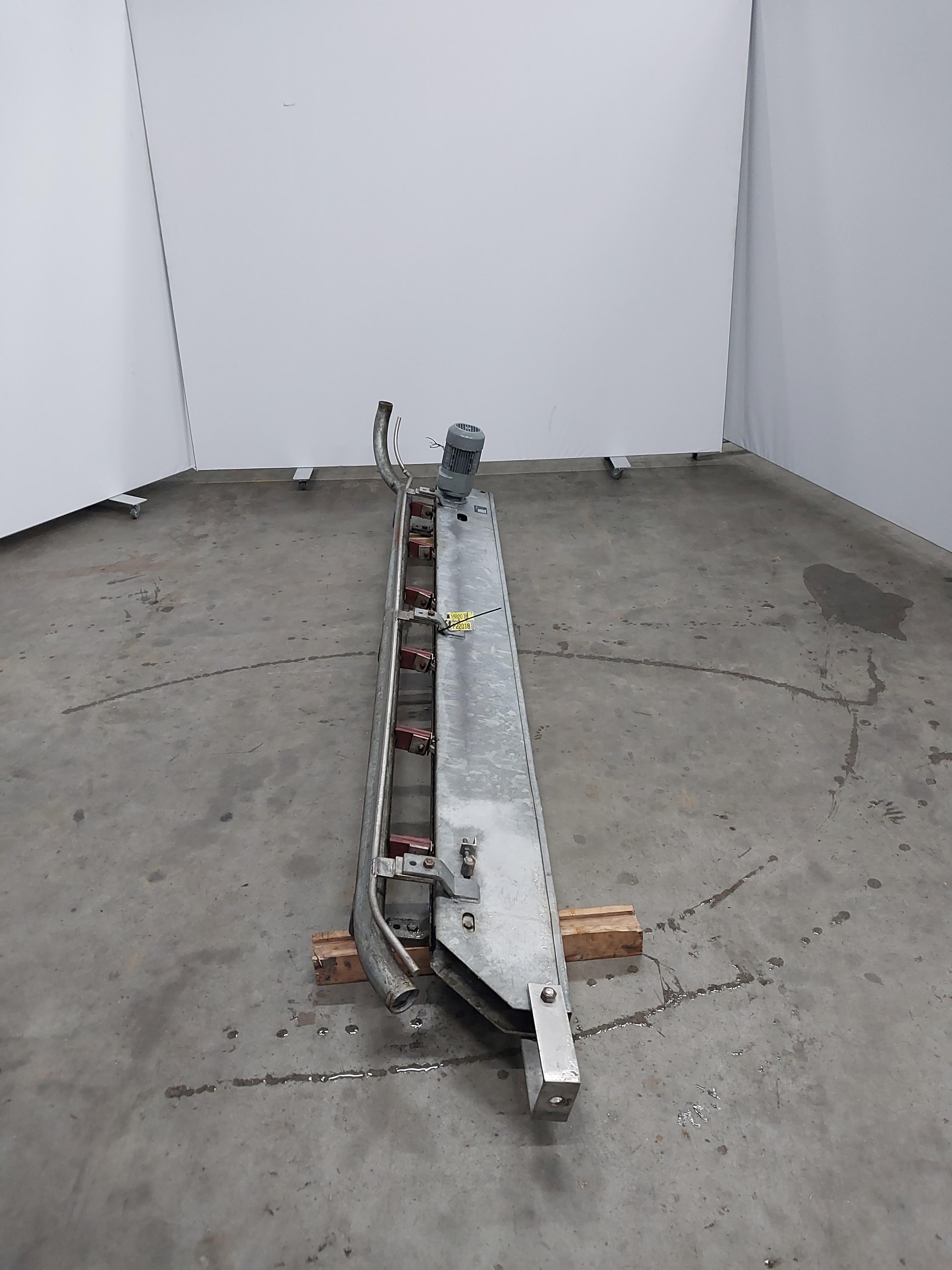 Used Conveyor lift empty hooks