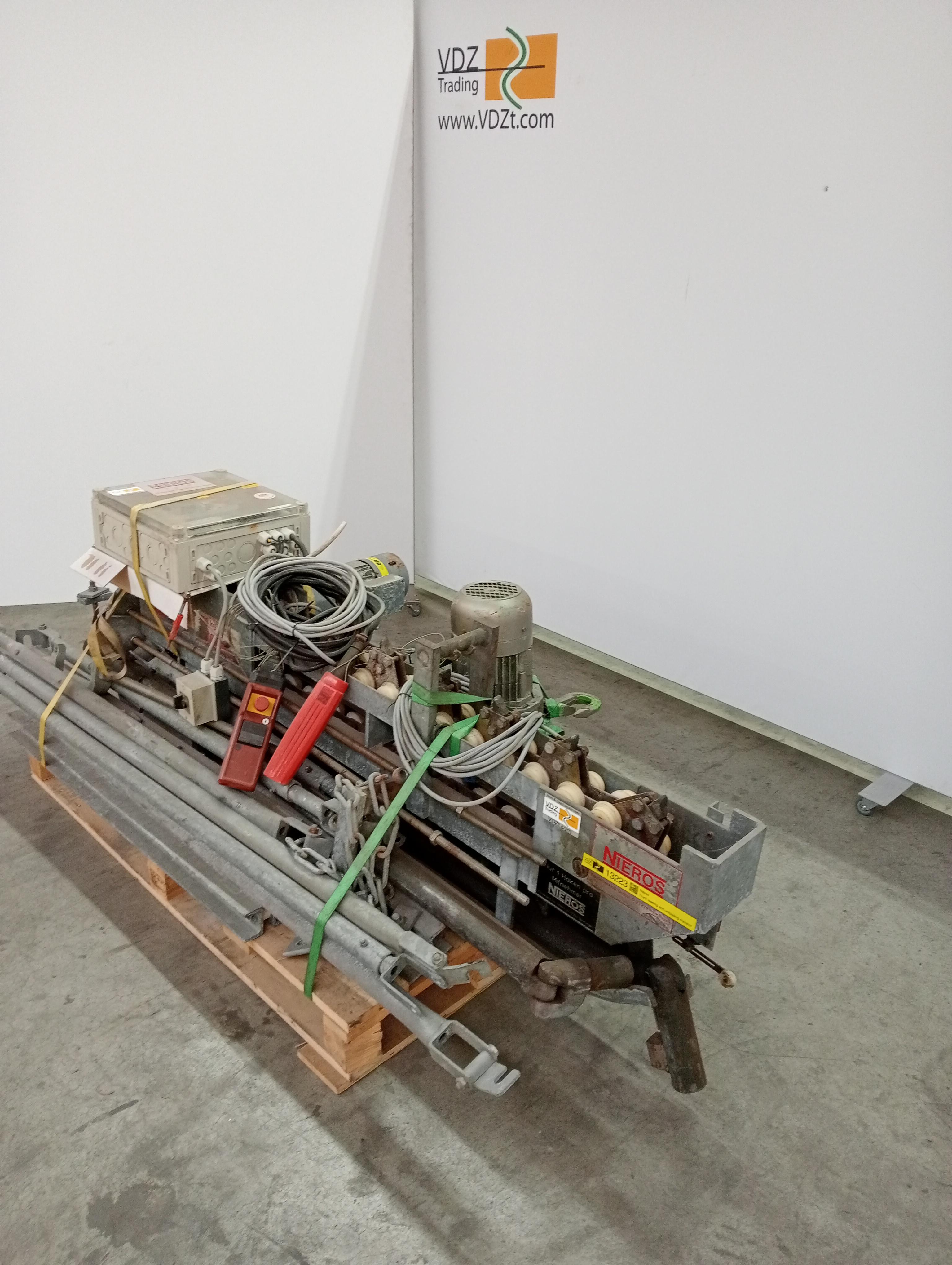 Used Truck loading and unloading elevator