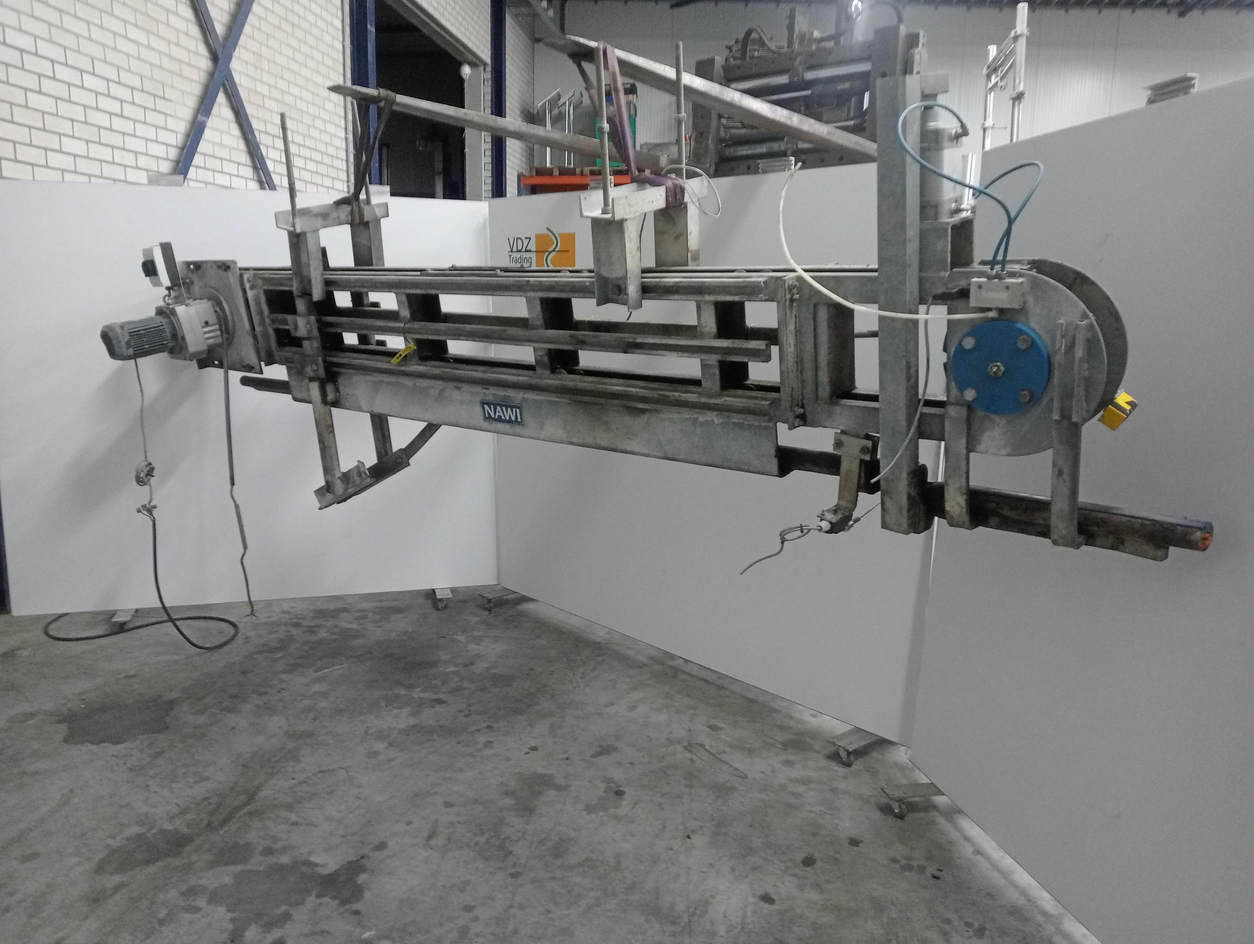 Used Conveyor with dropper