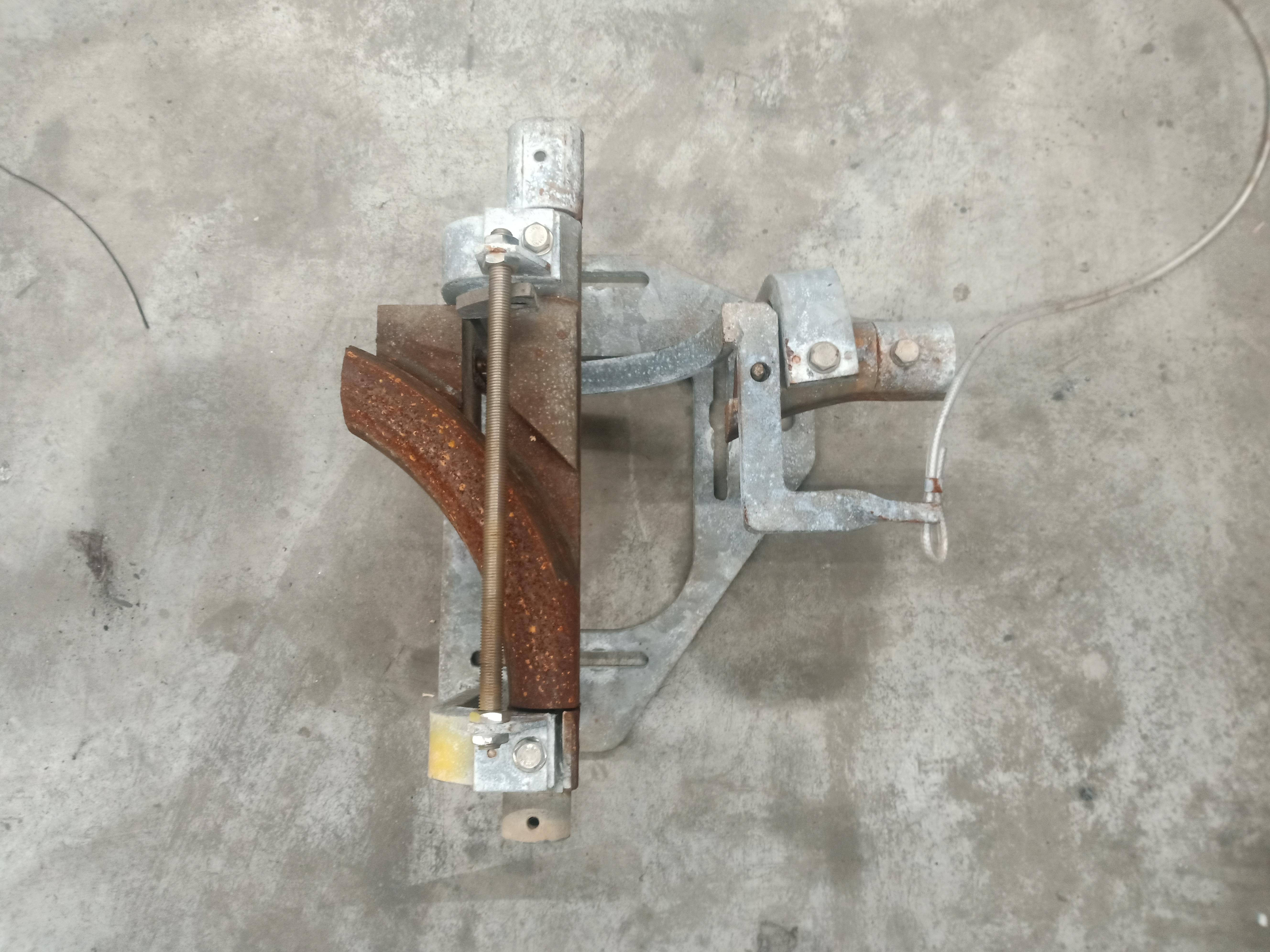 Used Switch left inside 90° tube height 15 cm