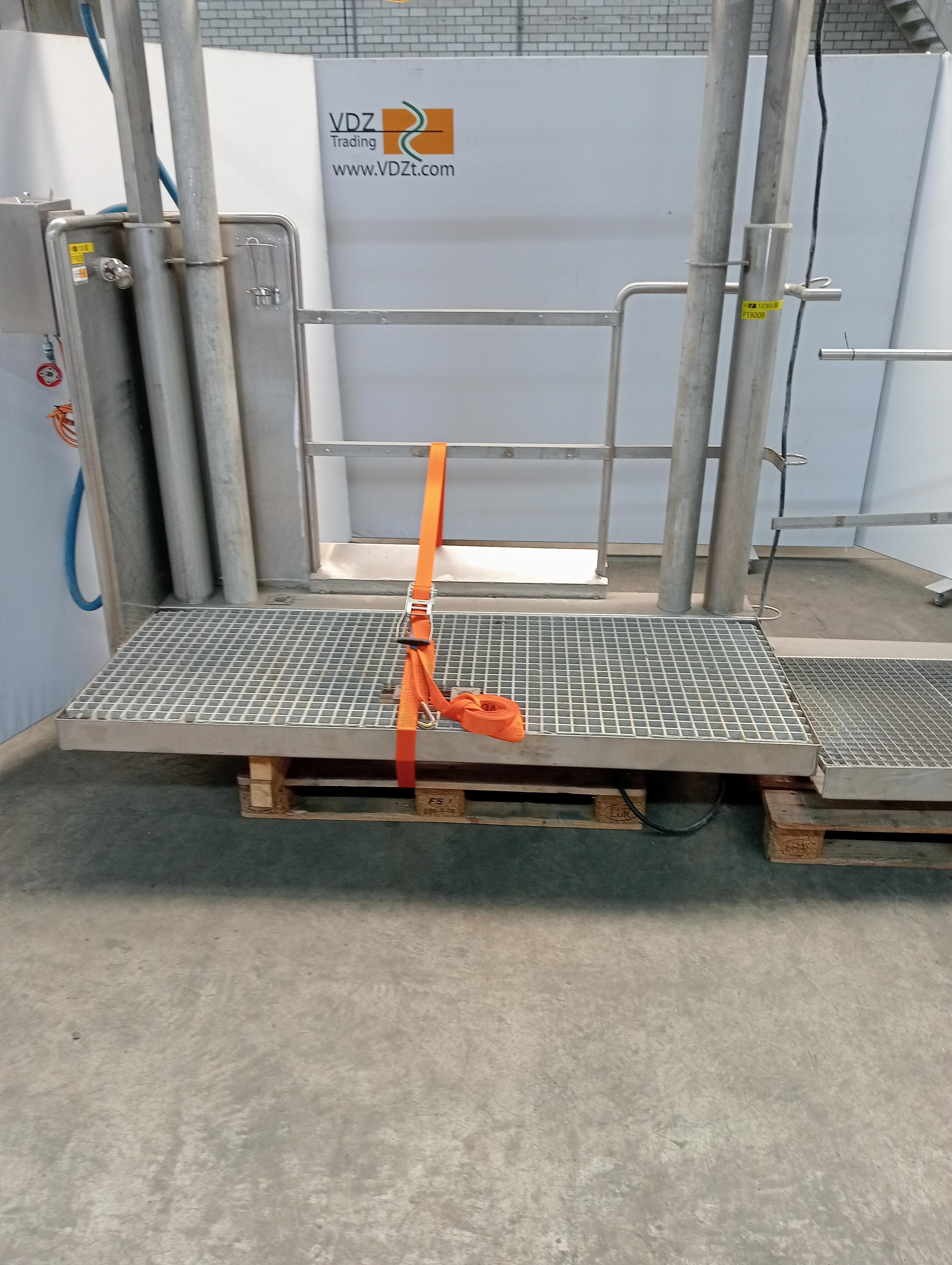 Used Movable platform