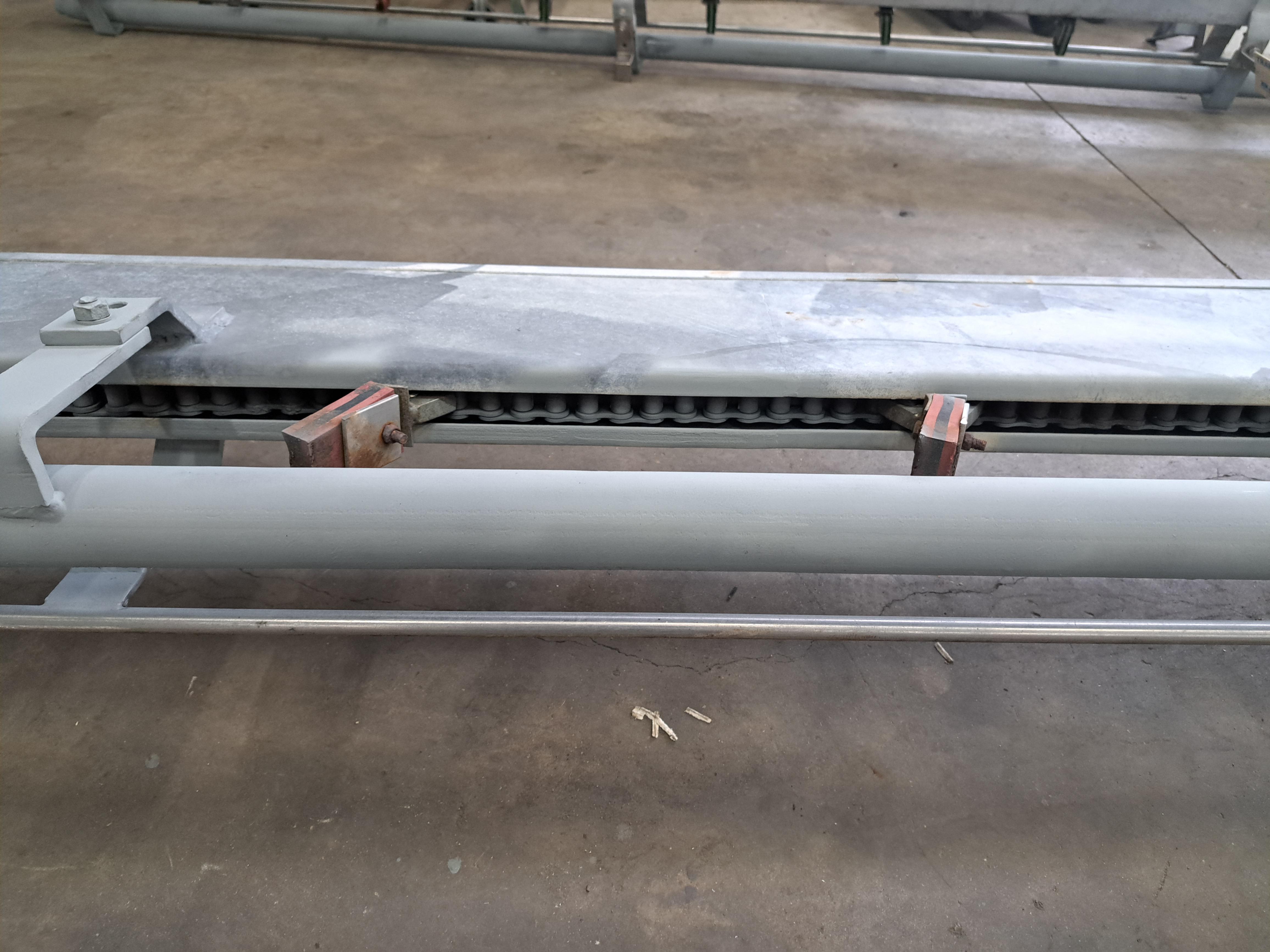 Used Empty hook conveyor