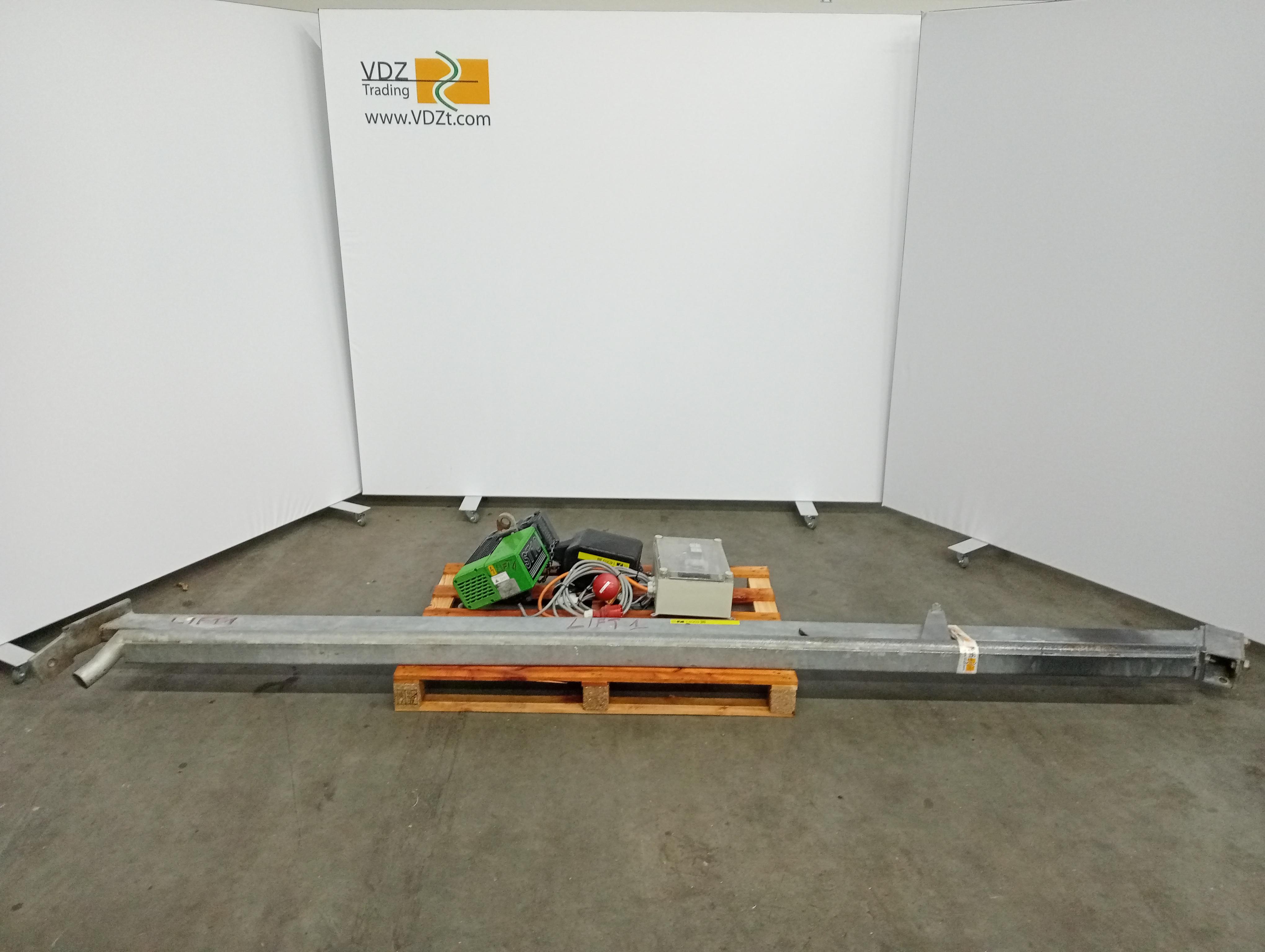 Used Bleeding elevator (lift)