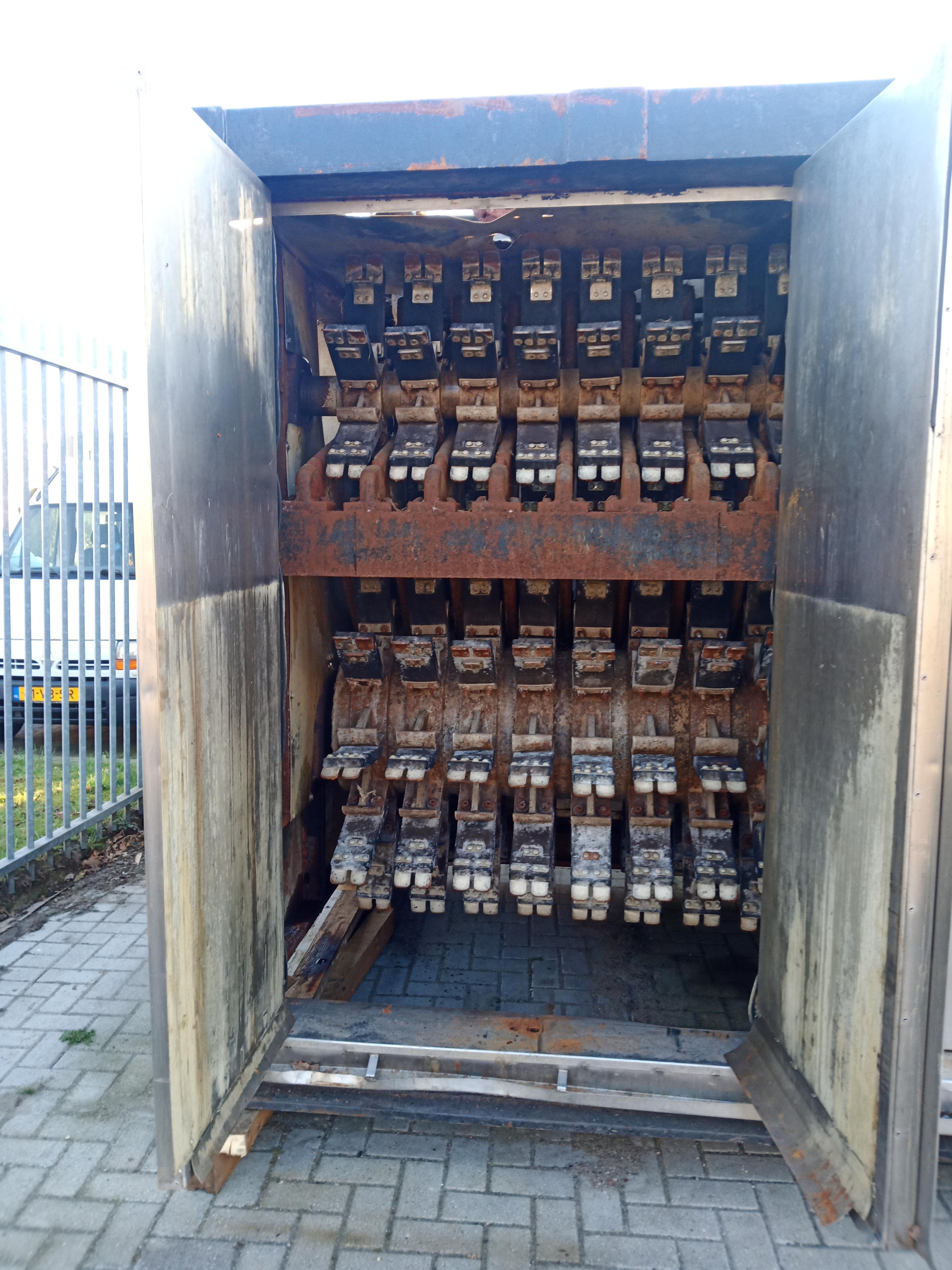 Used U-bar Tarzan dehairing machine