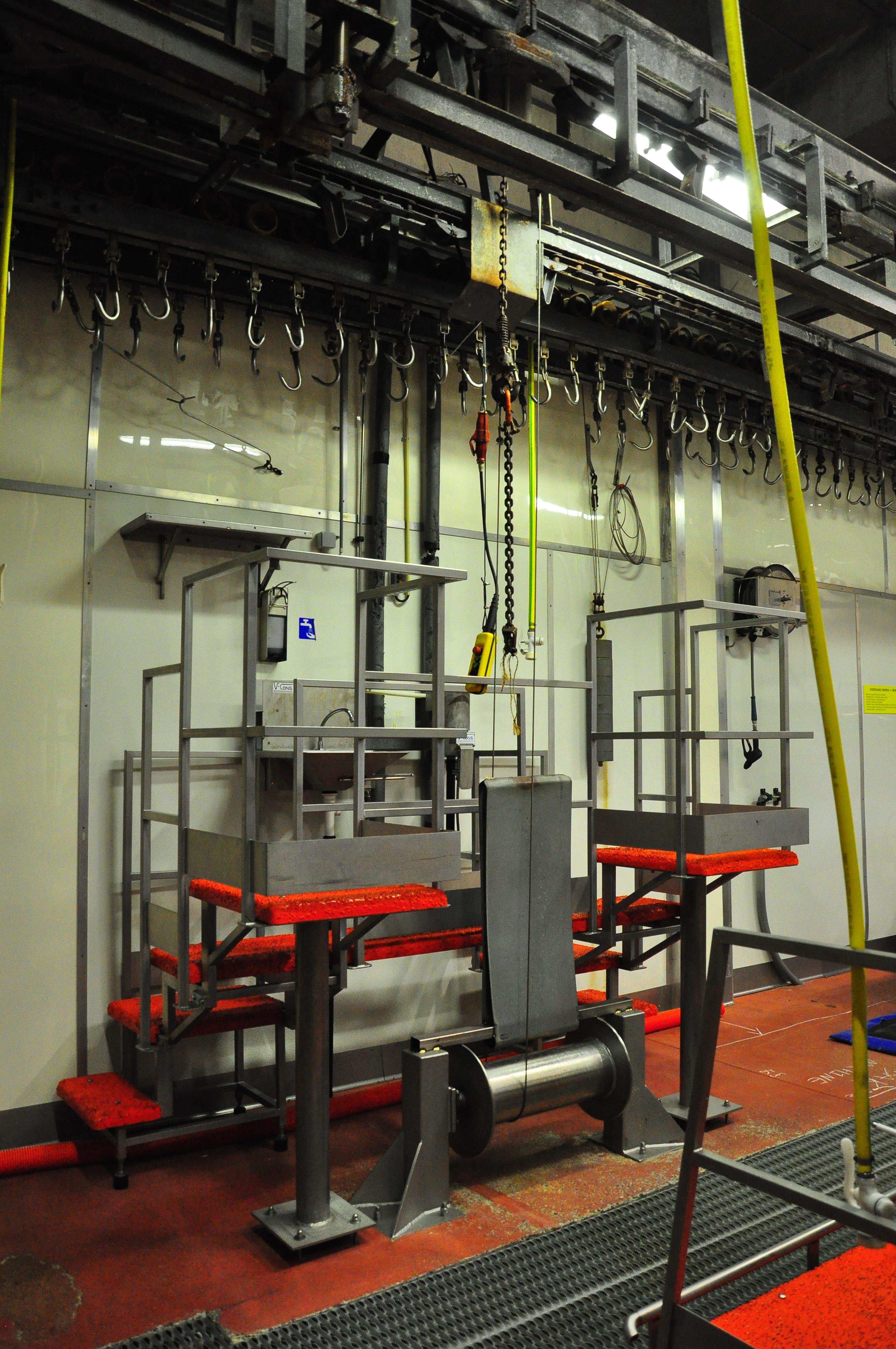 Used Dual platform with dehider roll