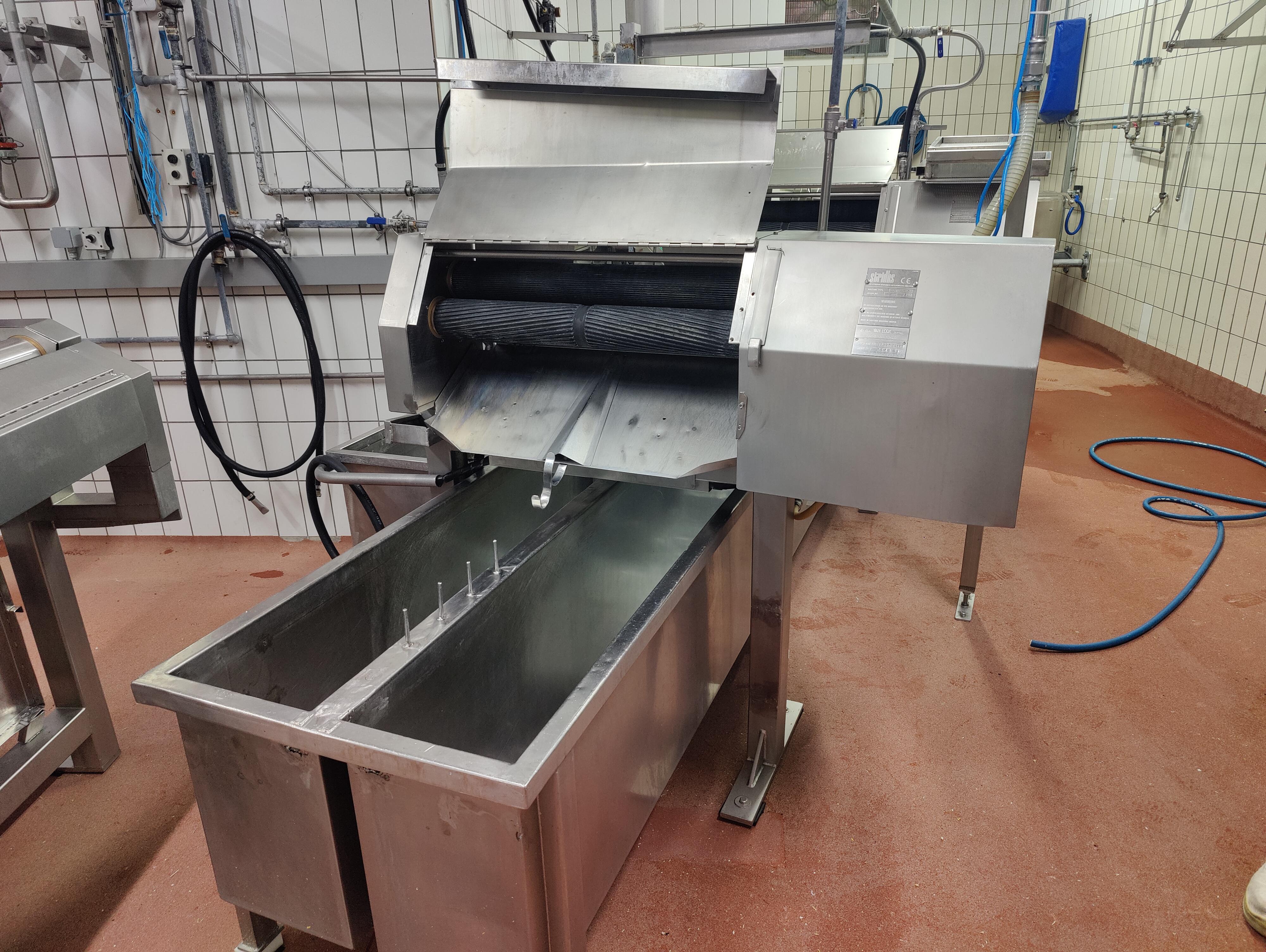 WD VETERINARY BOARD 42 22 55裁断済み Two Axis Shredder - Wiscon Envirotech - Electric Shredder