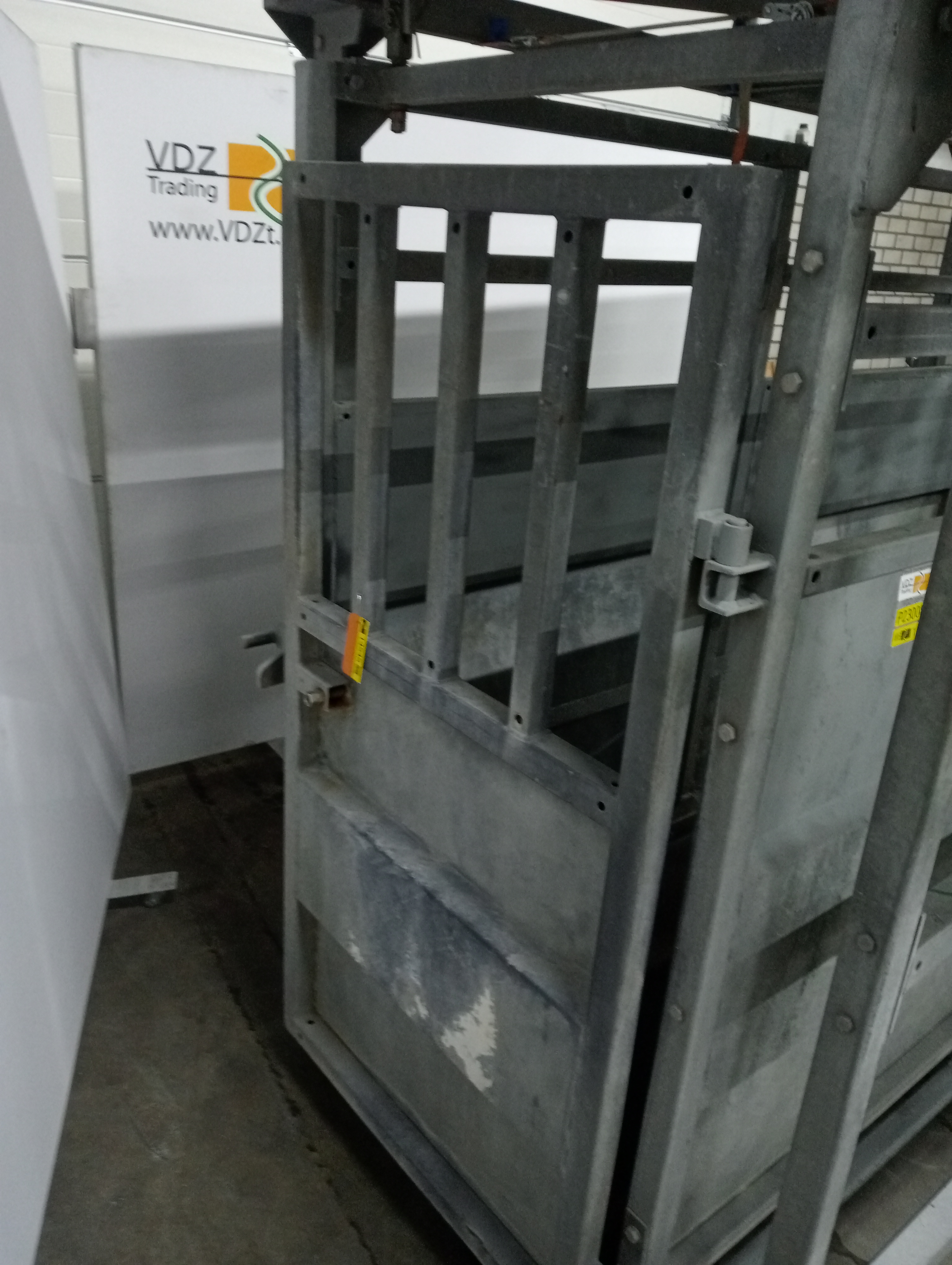 Used Weighing scale for live animals