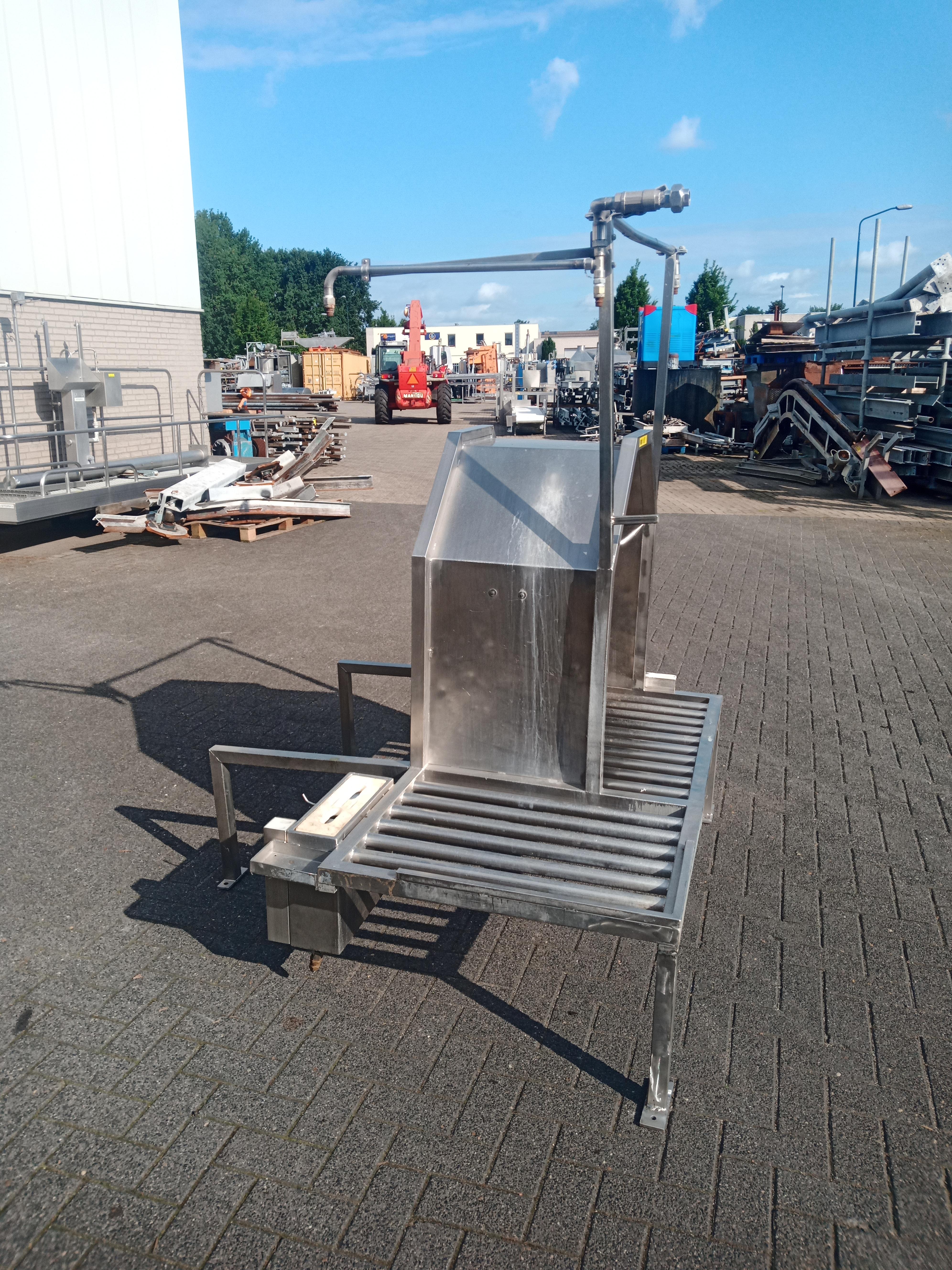Used Head washer