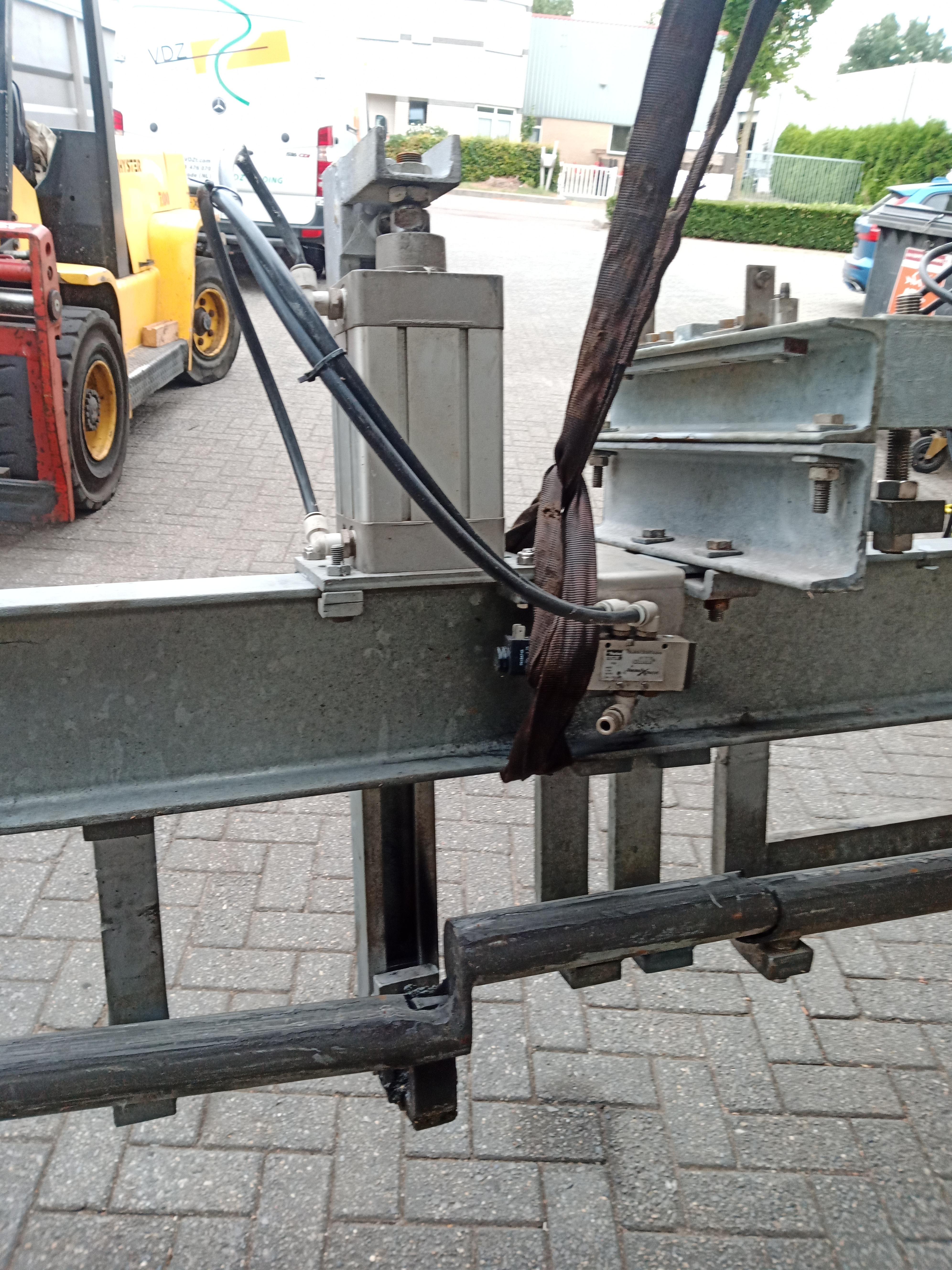 Used Tube weight scale