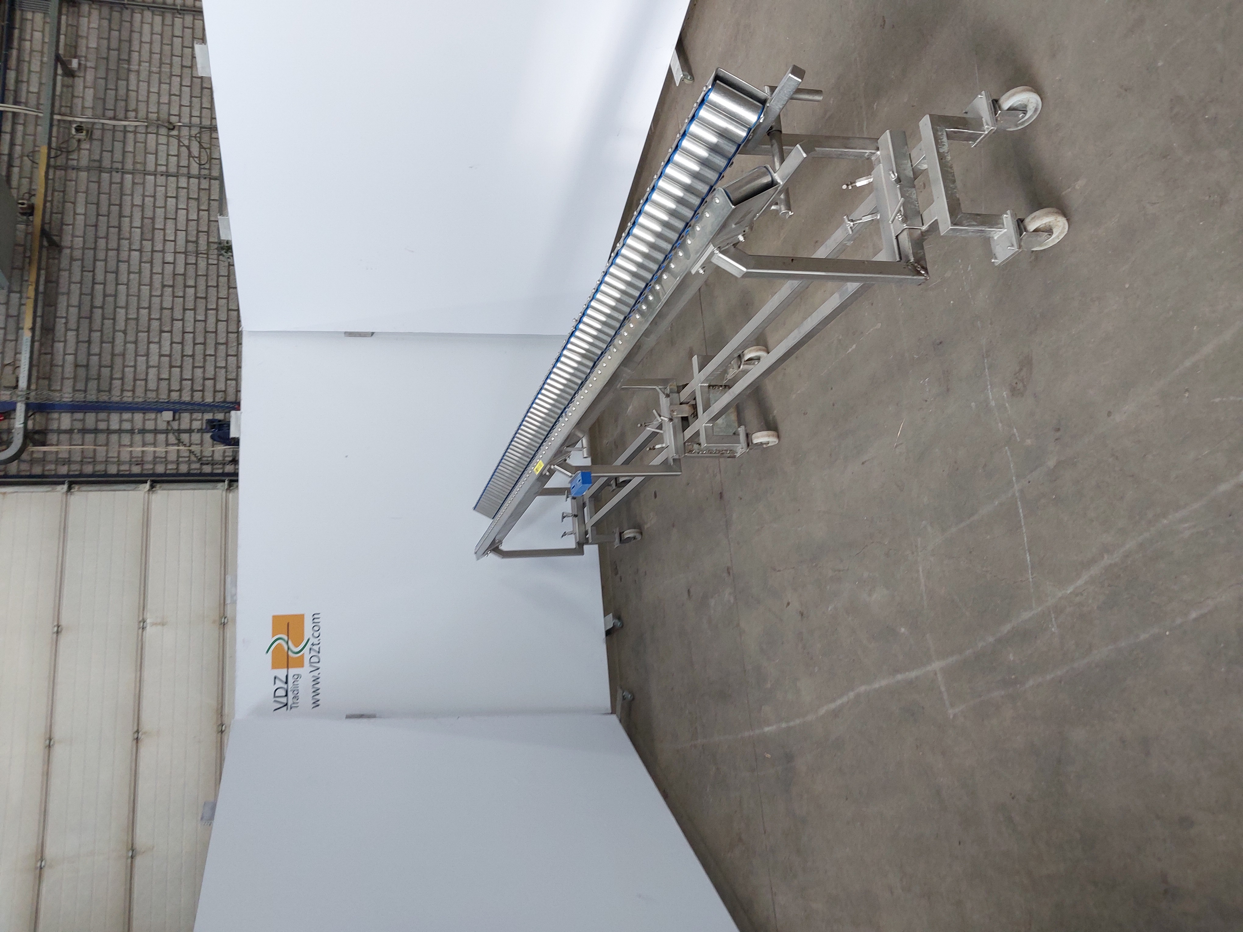 Used Pre-dehiding table with rollers