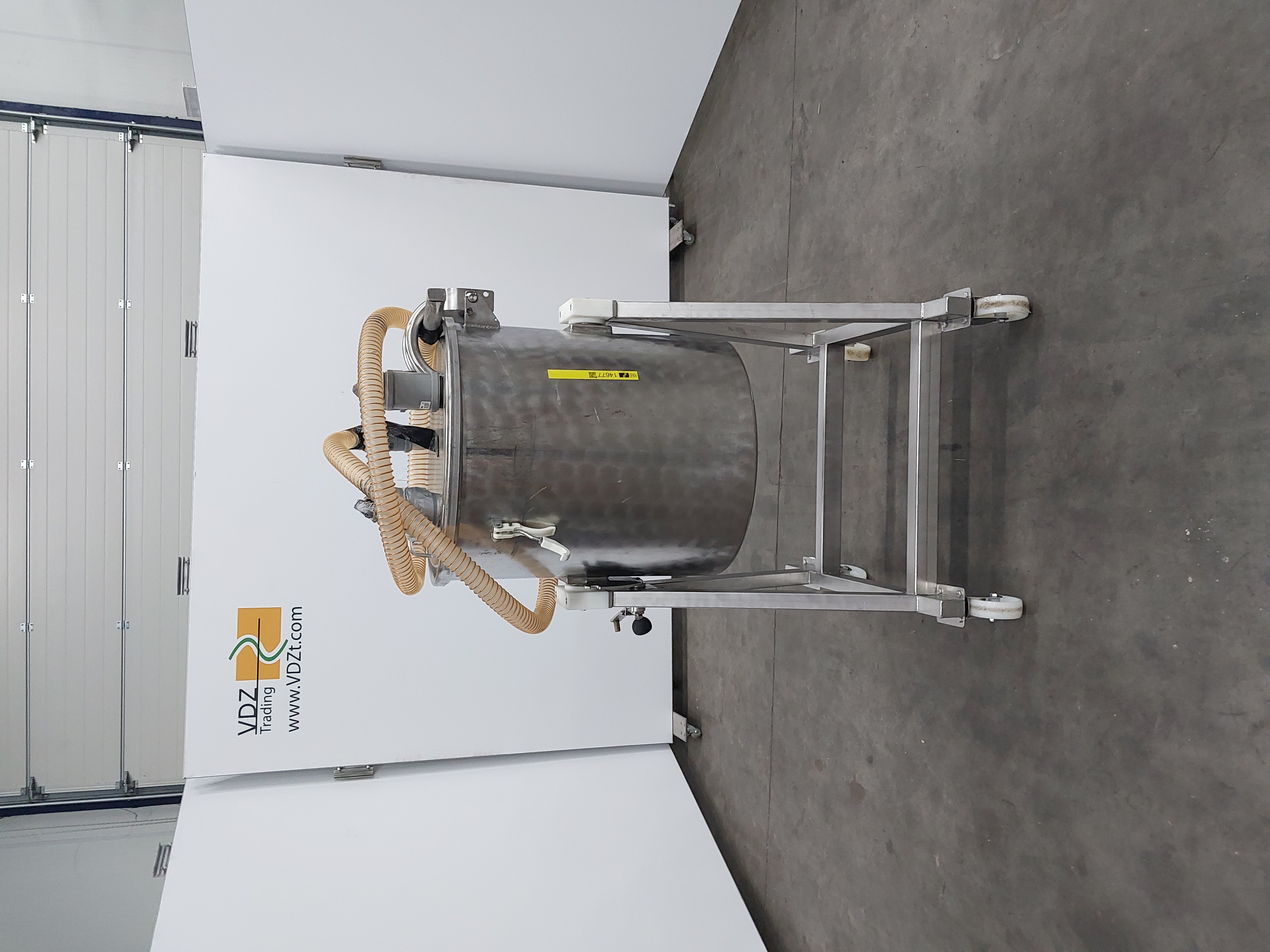 Used Vacuum Tank - Spinal cord removal system
