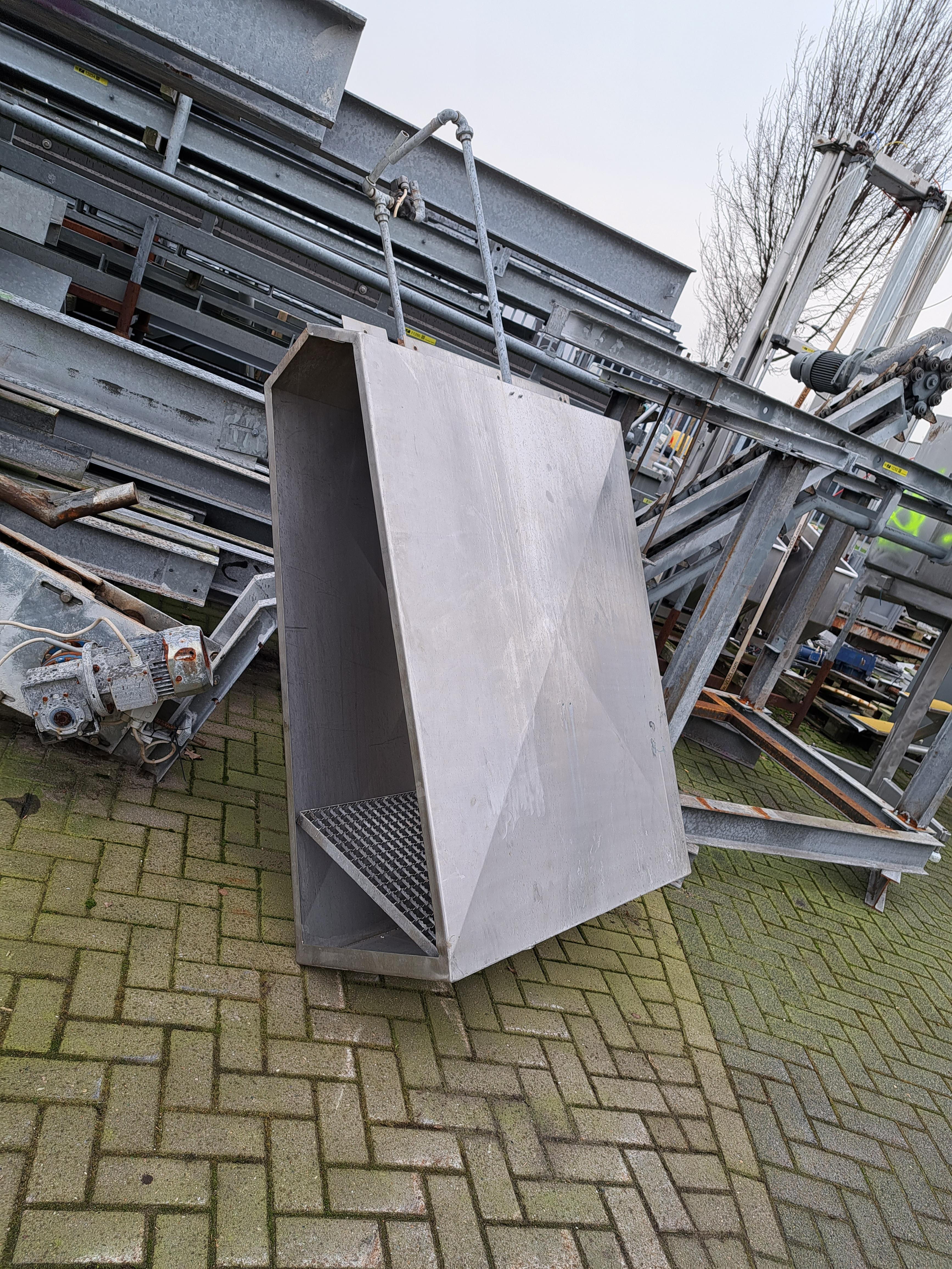 Used Sterilizer for organ conveyor