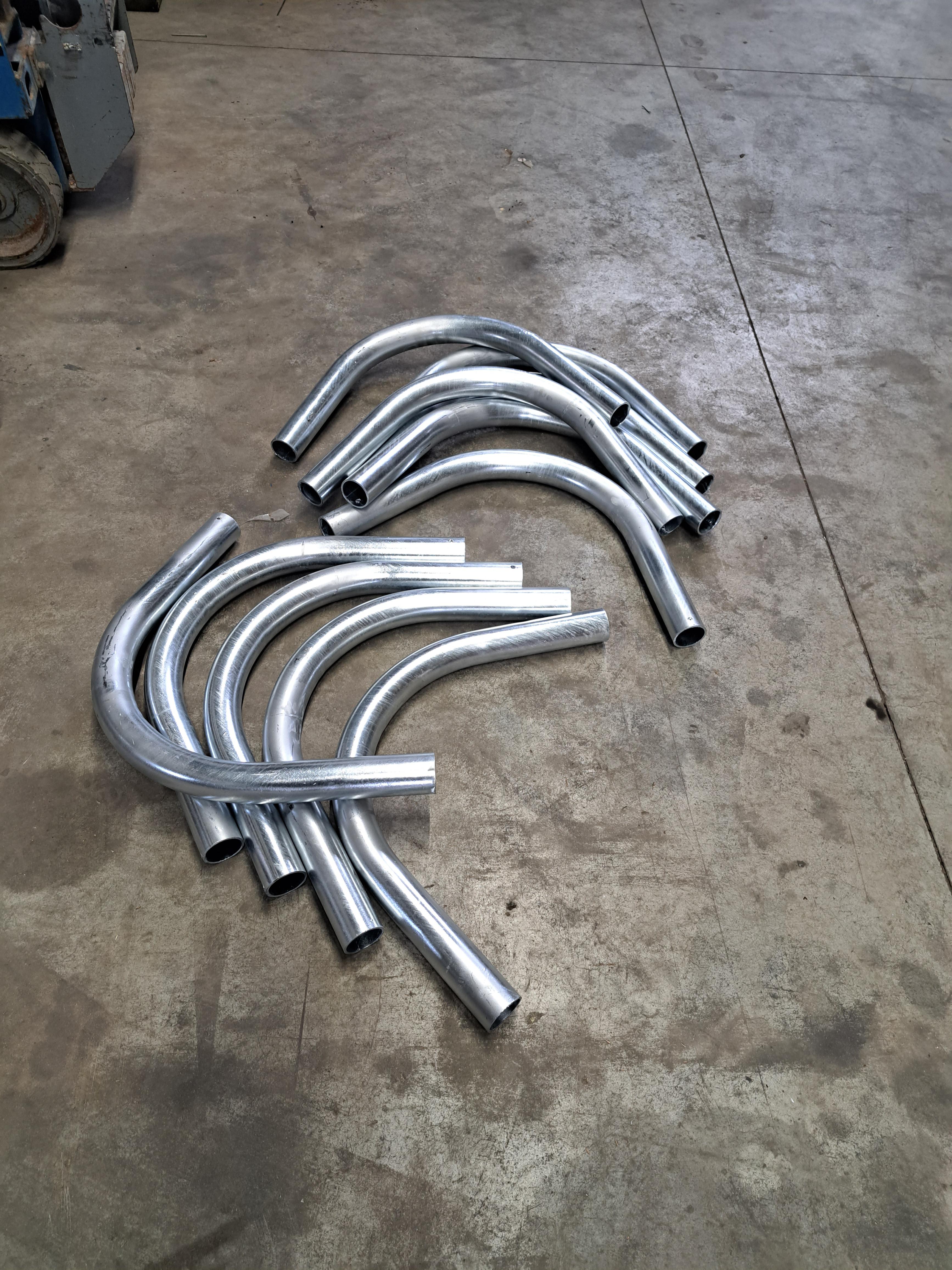 Used Tube rail corner 115° inside