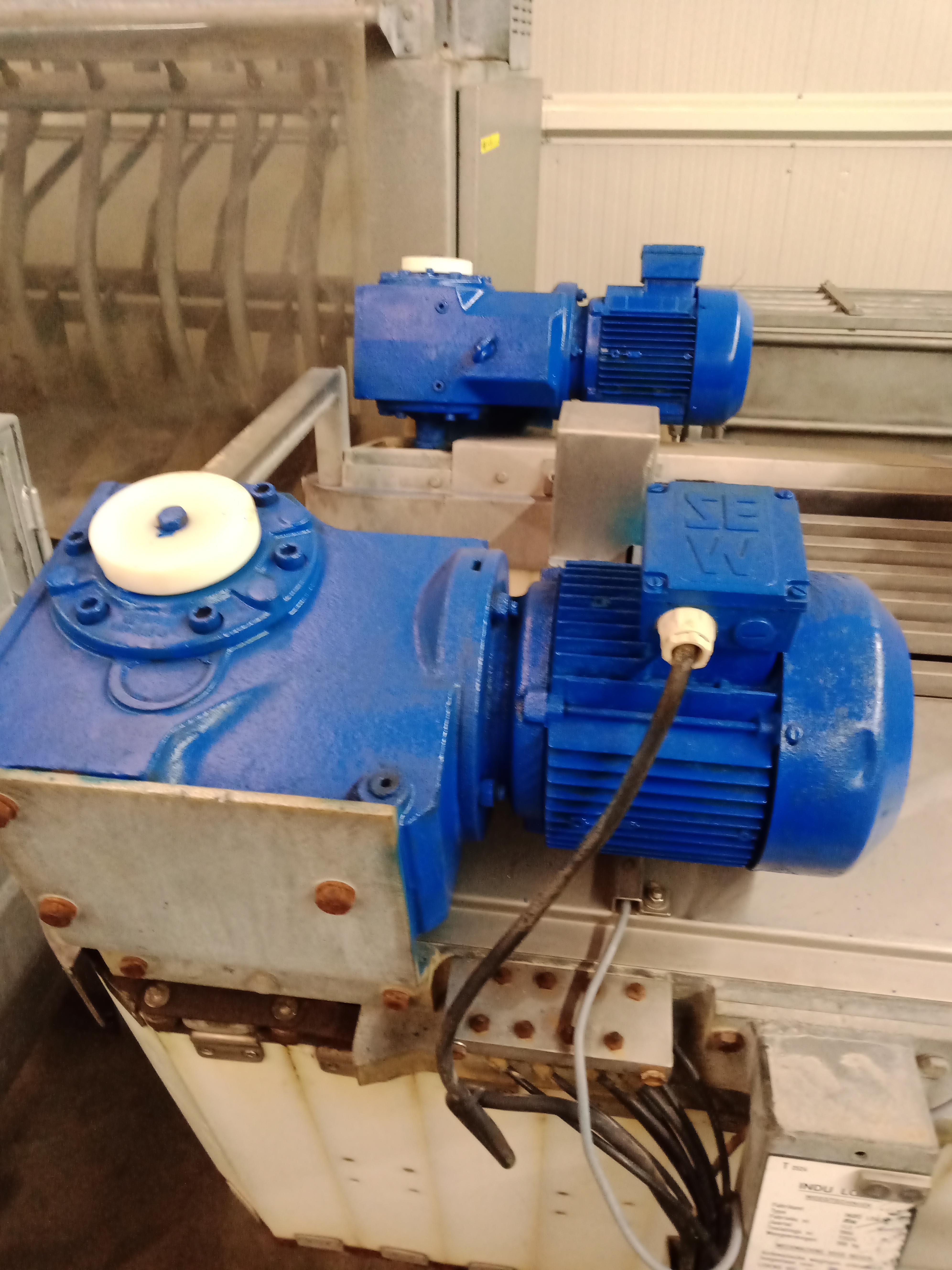 Used Restrainer with weighing function