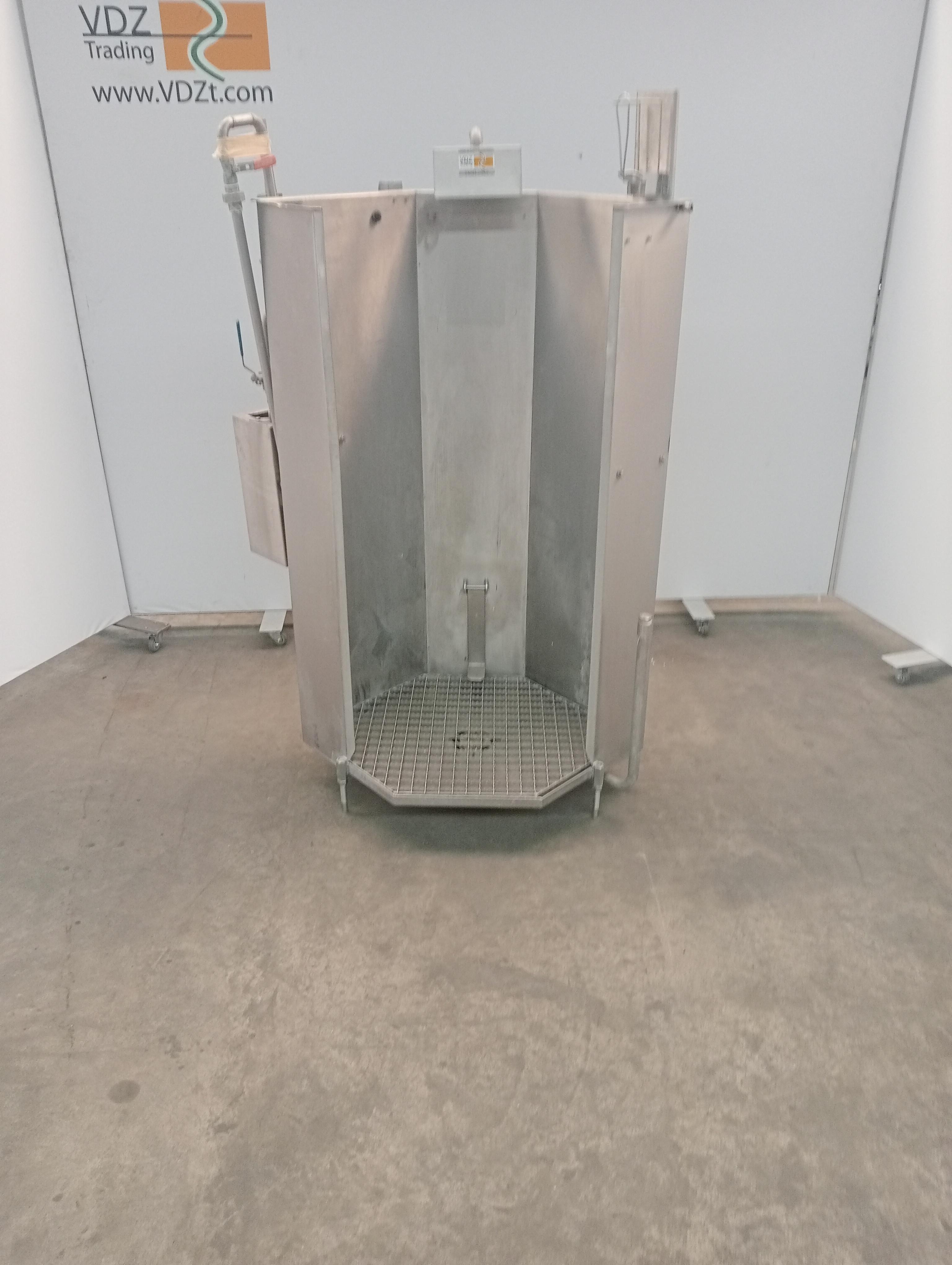 Used Apron washer