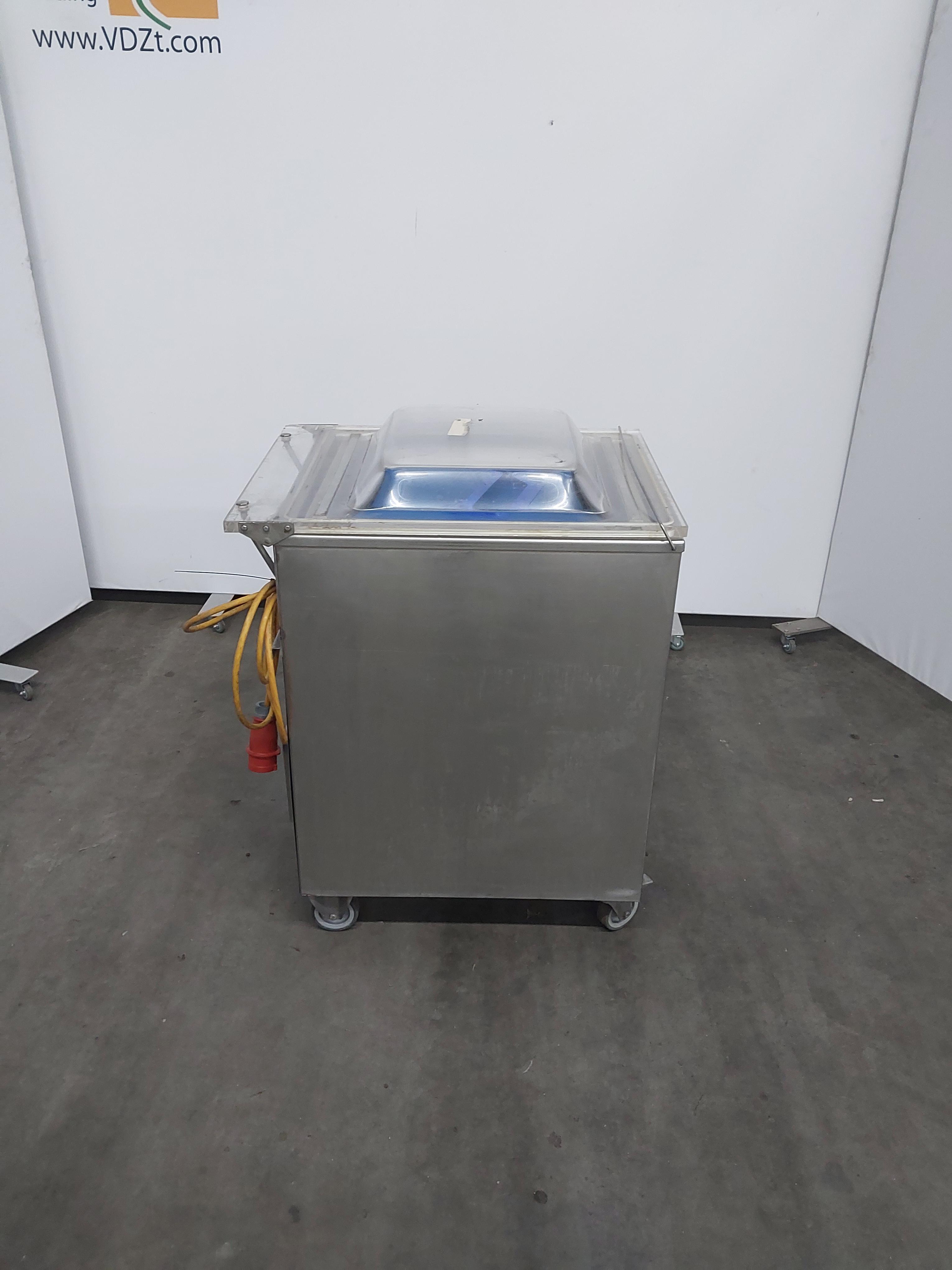 Used Vacuum packaging machine