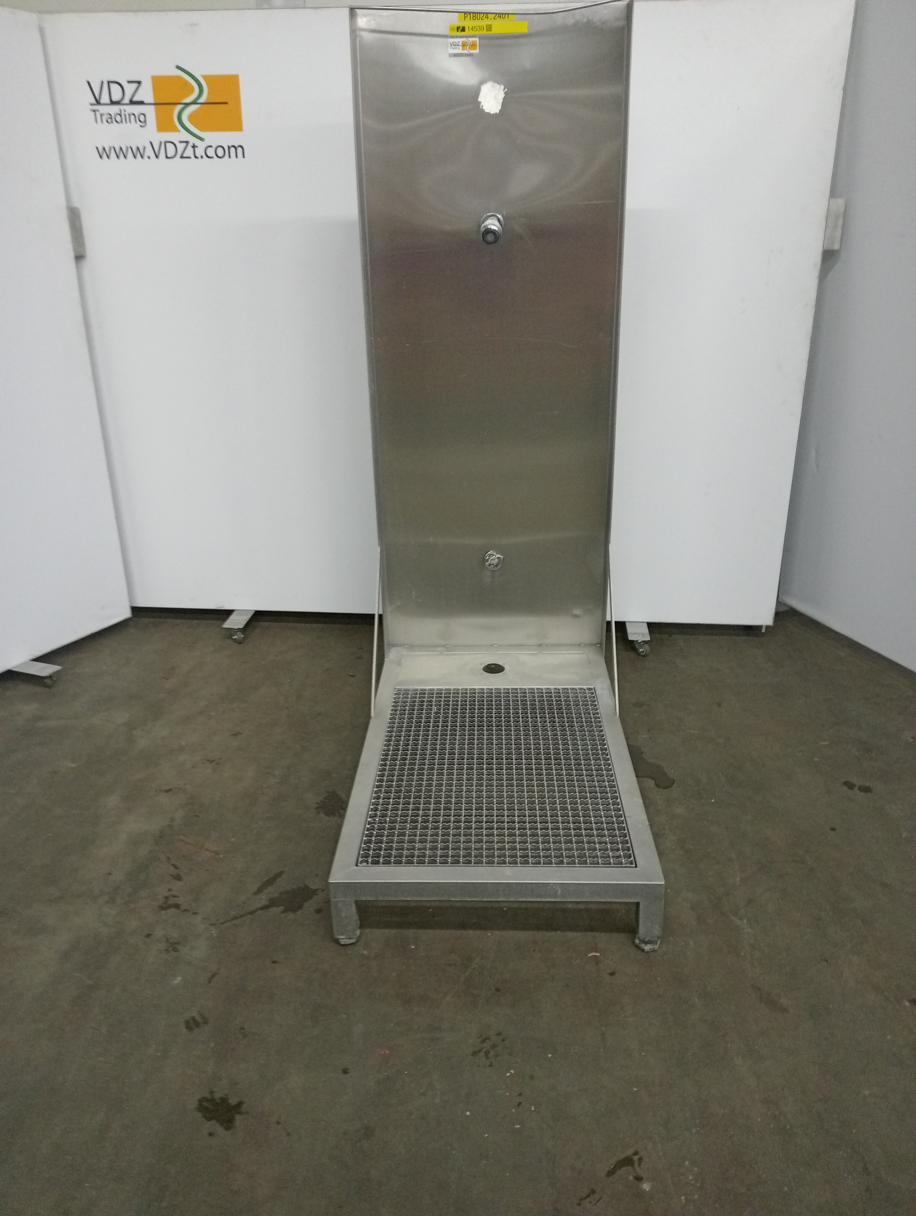 Used Apron washer