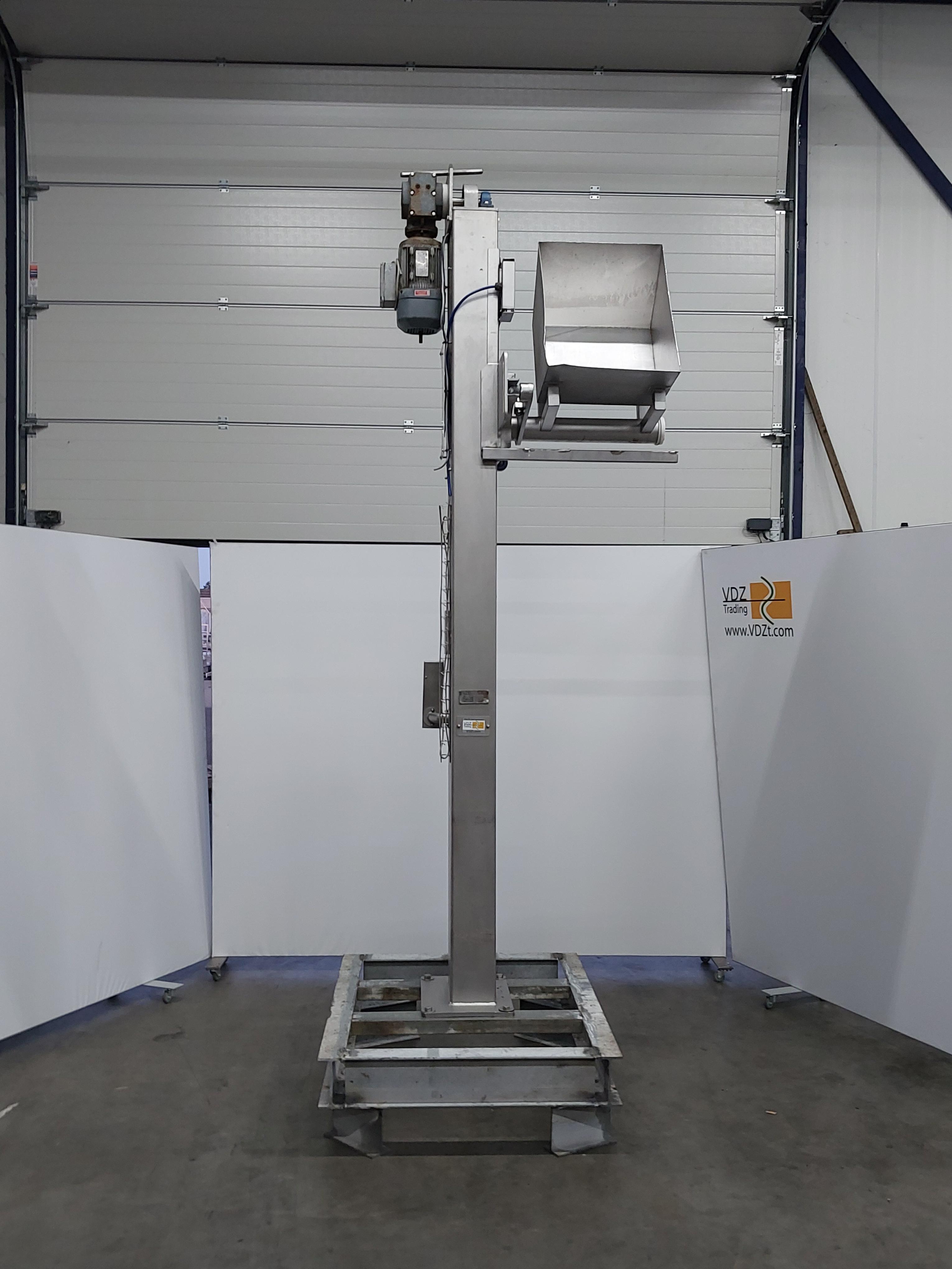 Used Bin lift and tipper