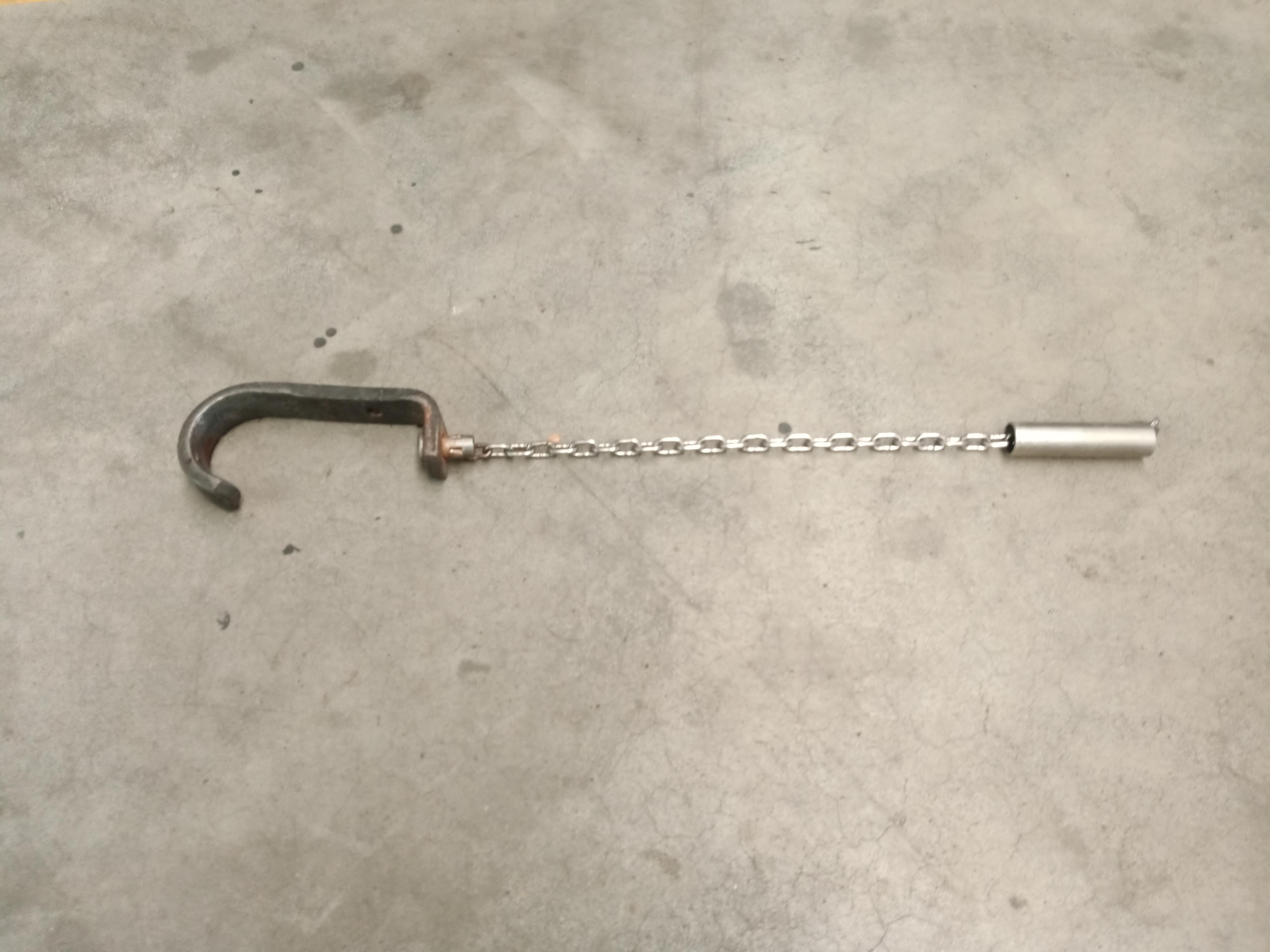 Used Bleeding hooks slide