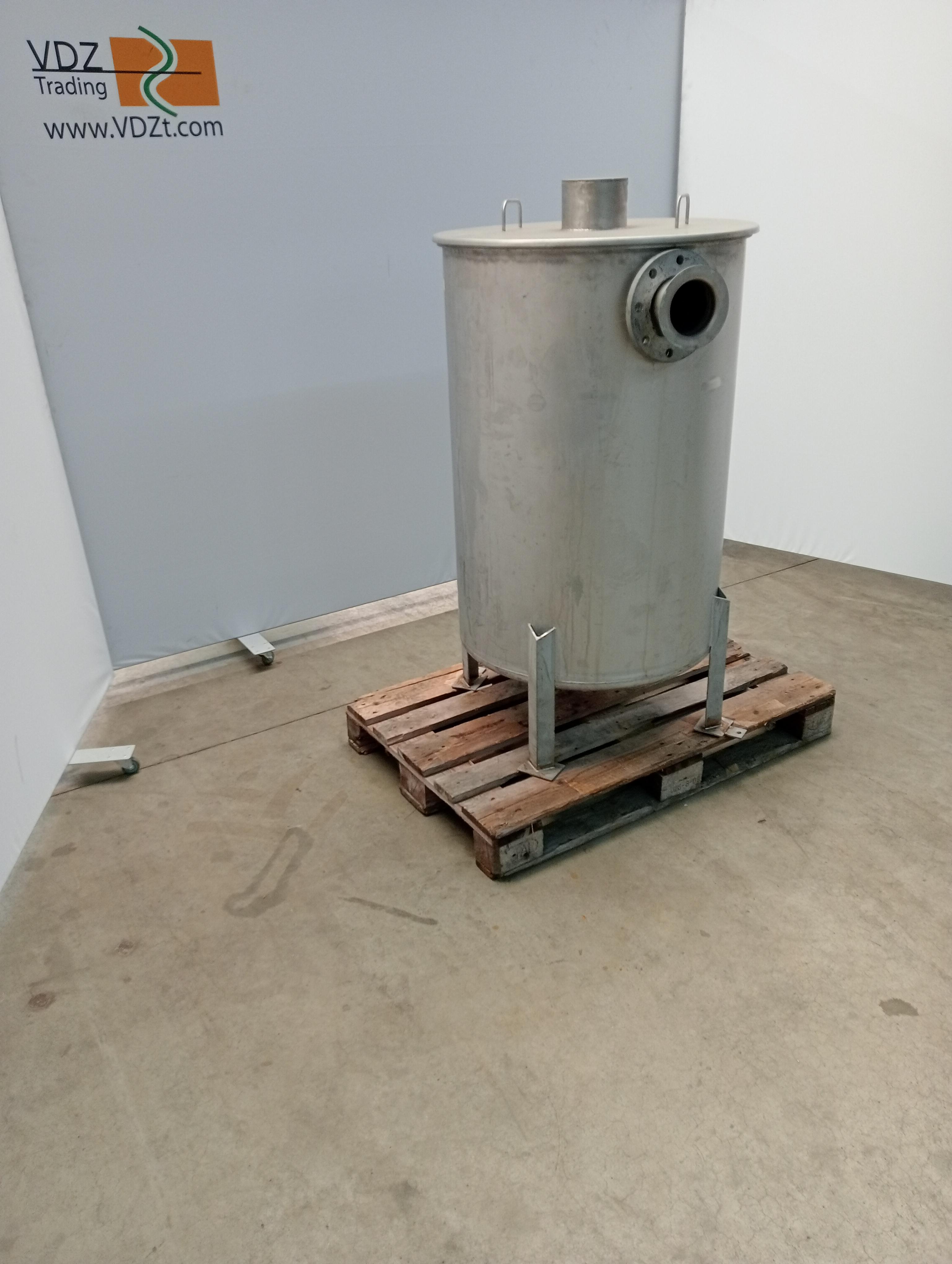 Used Air filter tank