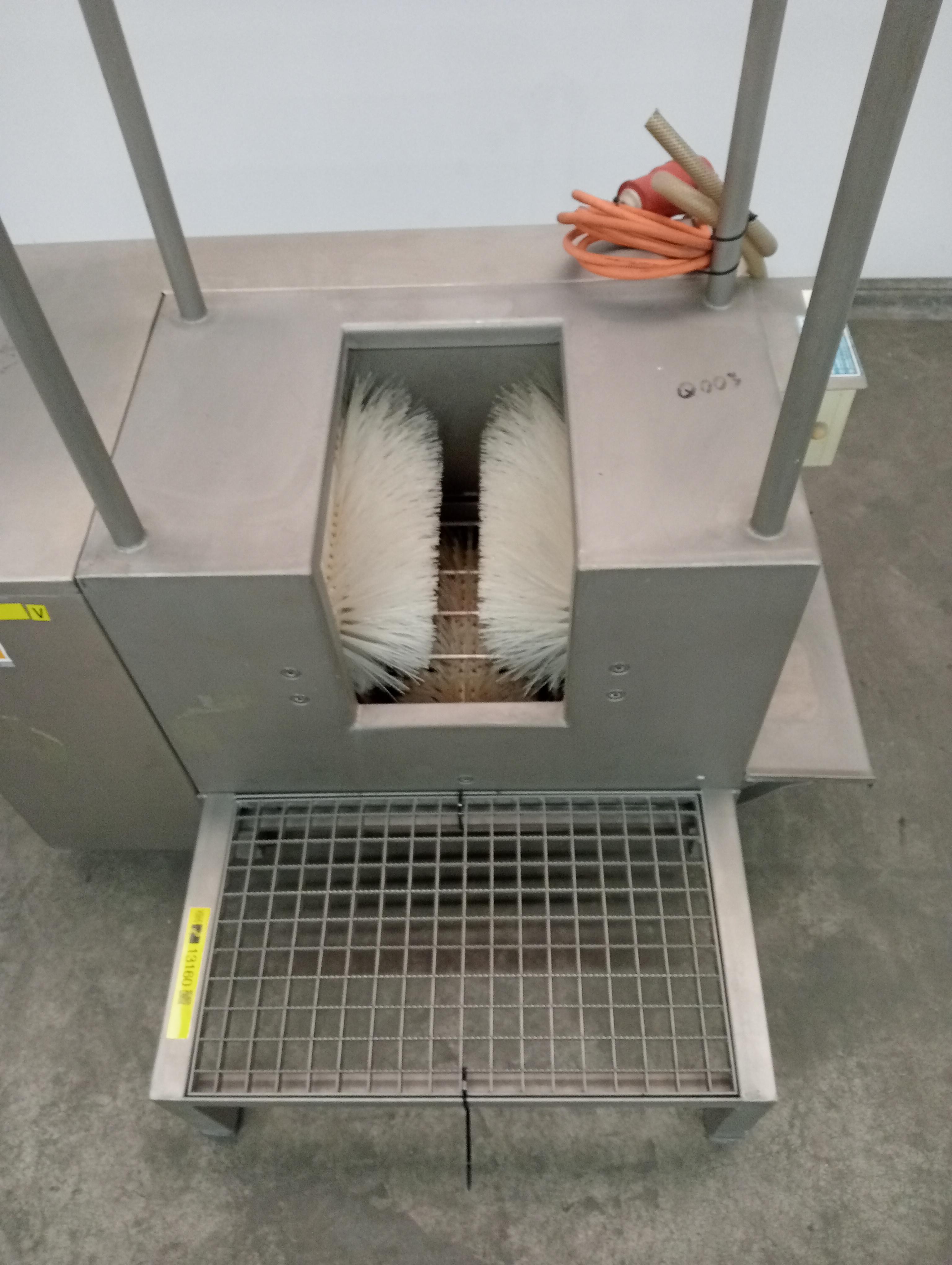 Used Boot washer