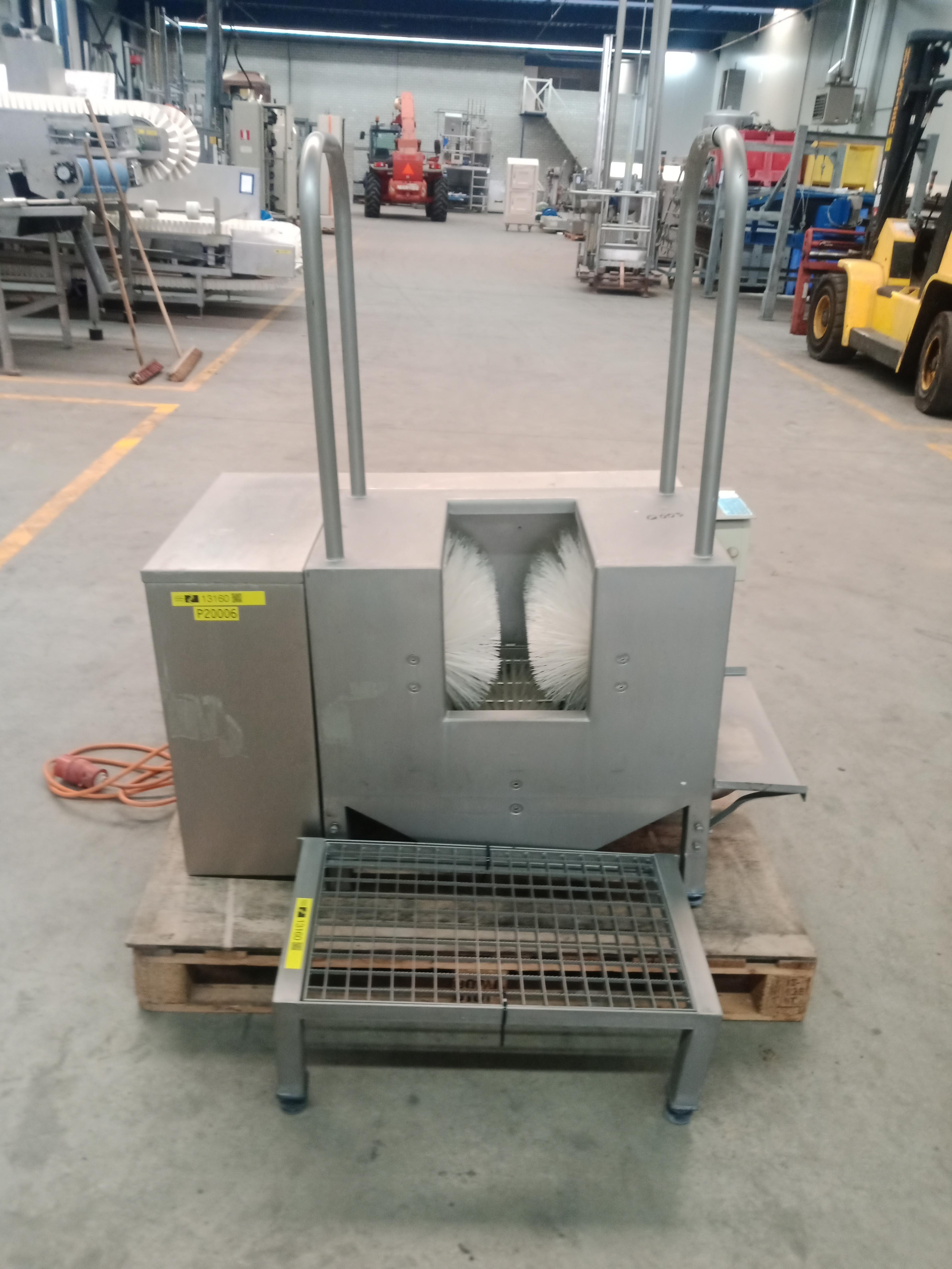 Used Boot washer