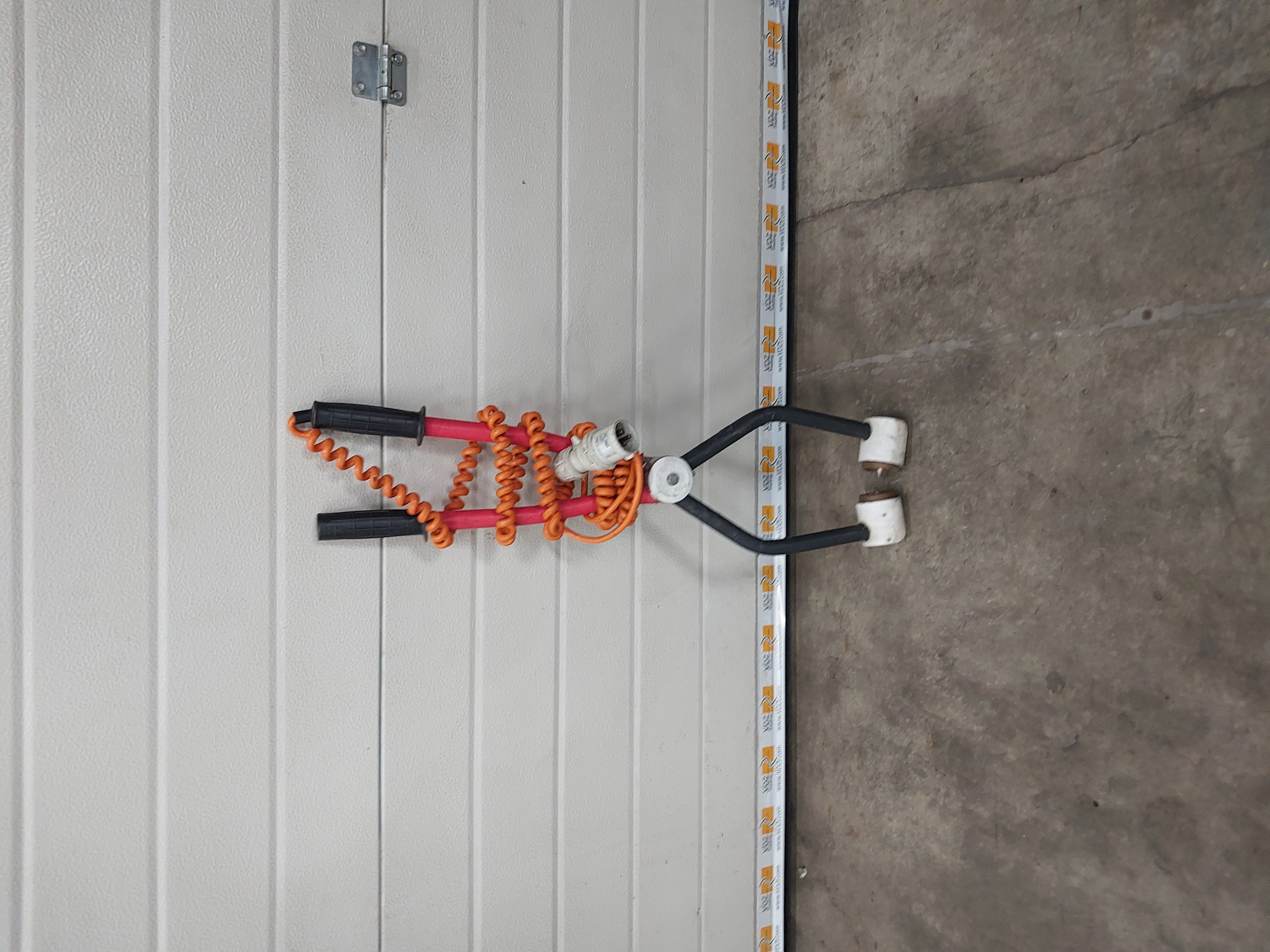 Used Stunning tong with transformer