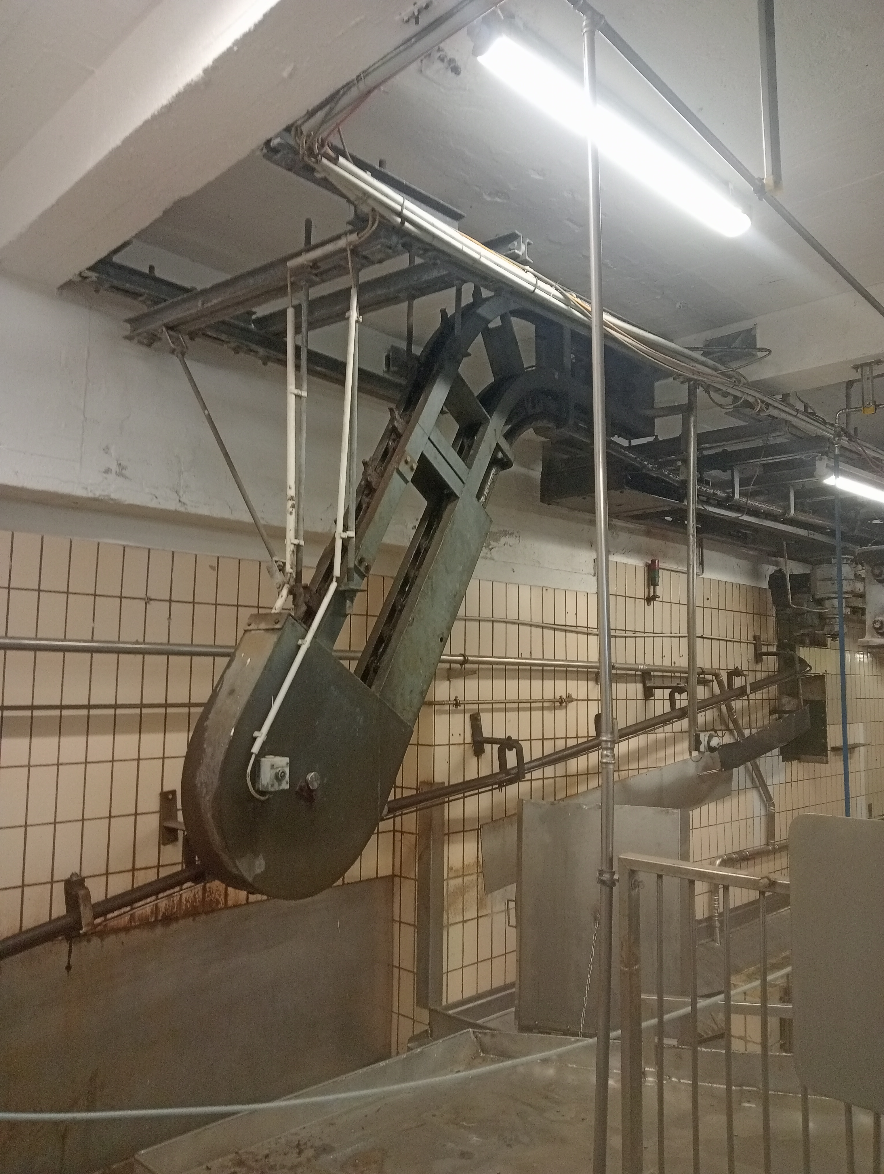 Used Bleeding elevator