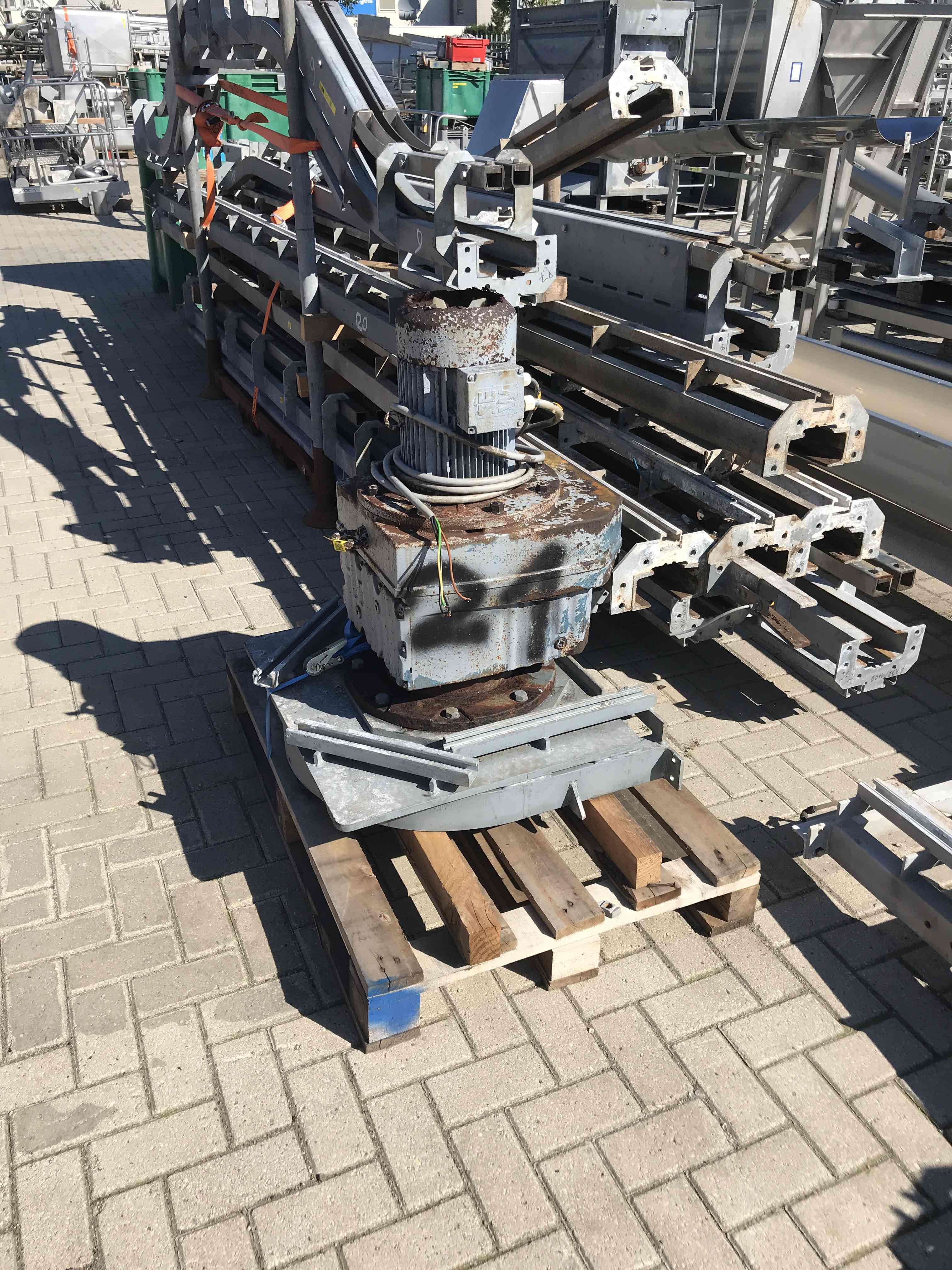 Used Bi-rail slaughter conveyor