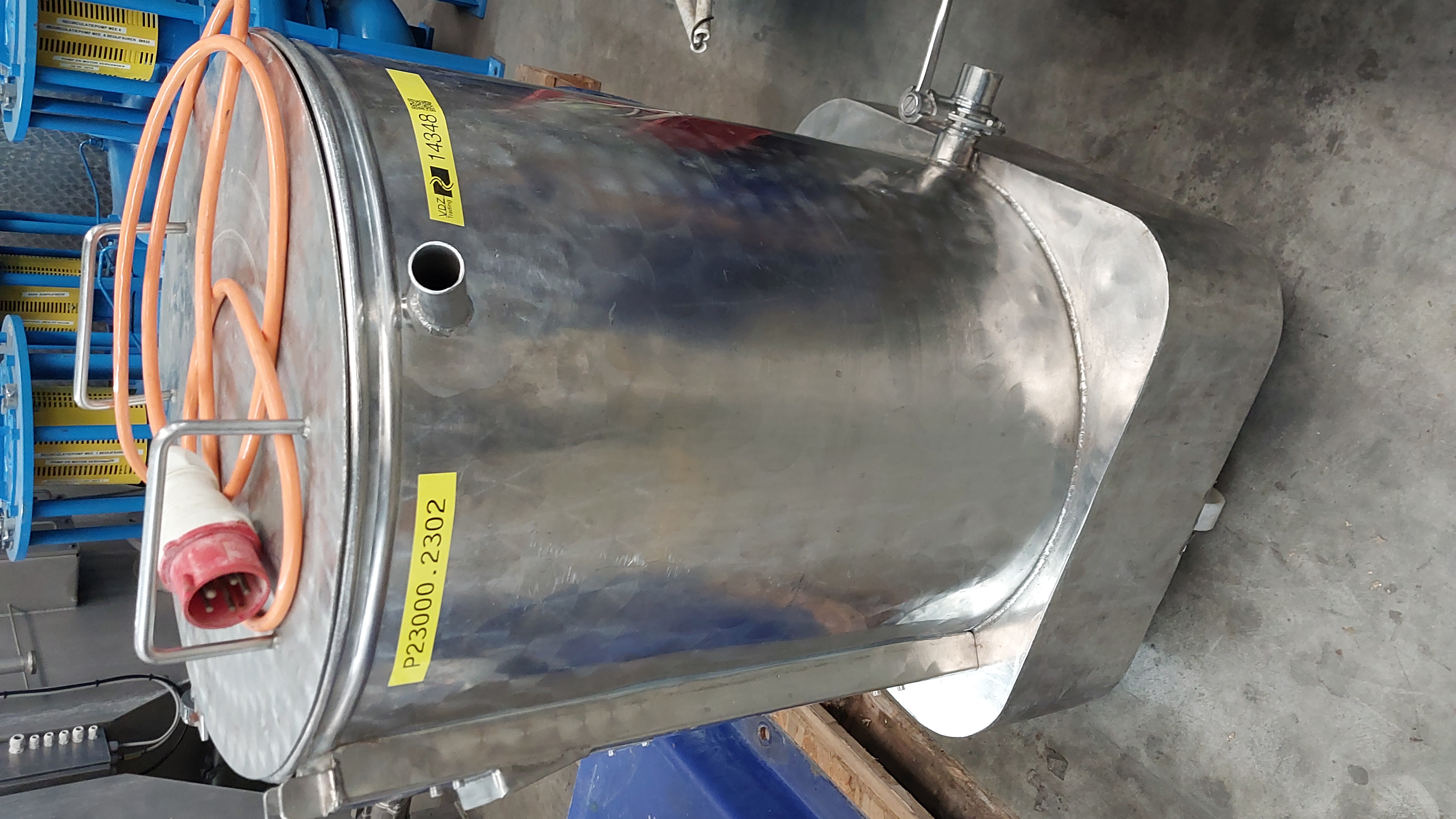 Used Blood mixer